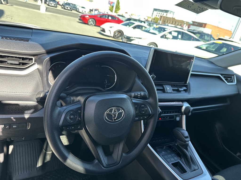 New 2025 Toyota RAV4 LE SUV
