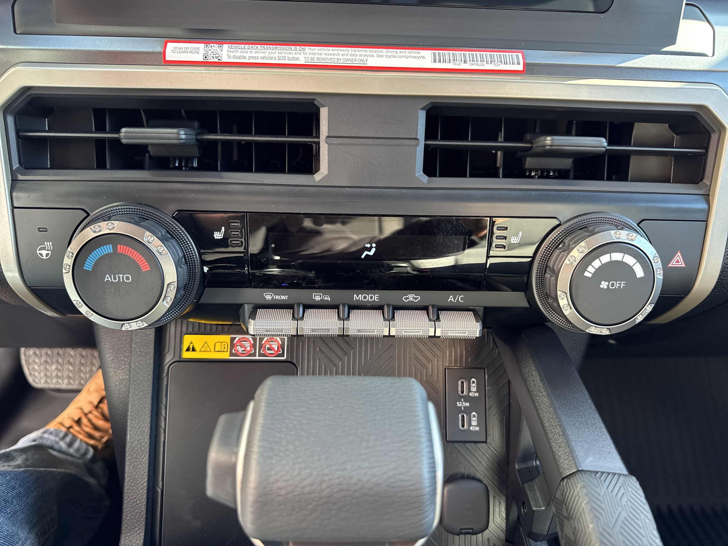 2025 Toyota Tacoma SR5 - Photo 20