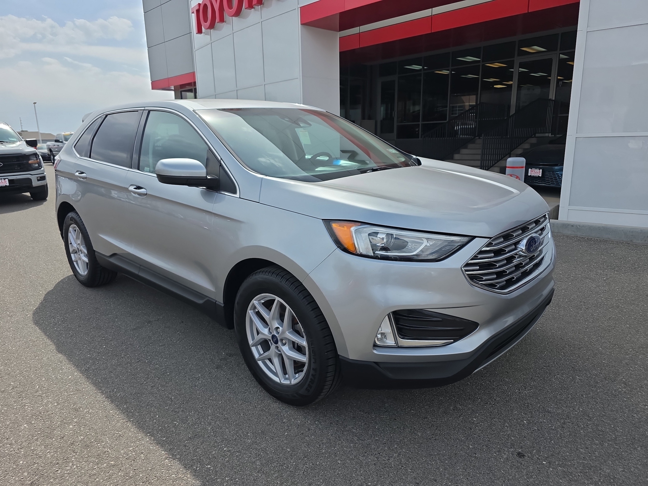 2021 Ford Edge SEL's photo