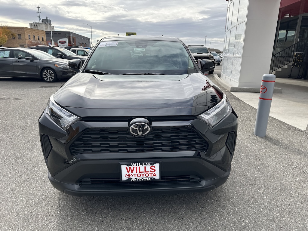 New 2025 Toyota RAV4 LE SUV