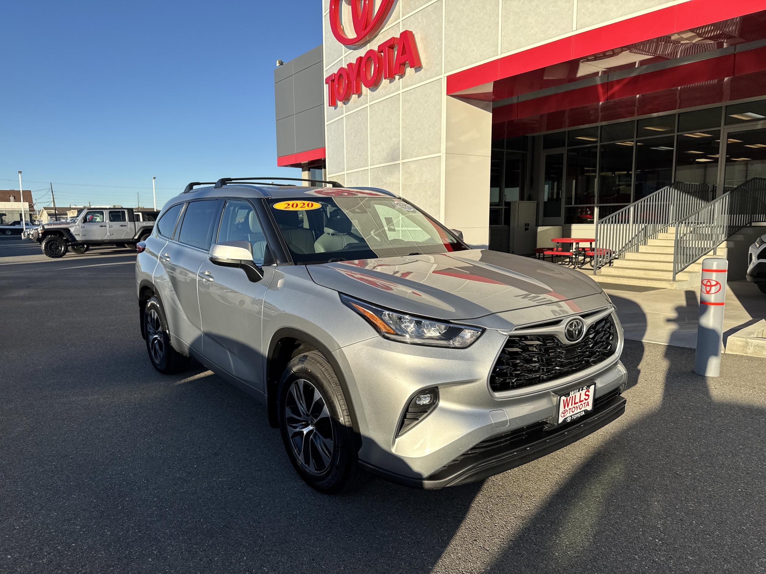 2020 Toyota Highlander XLE's photo