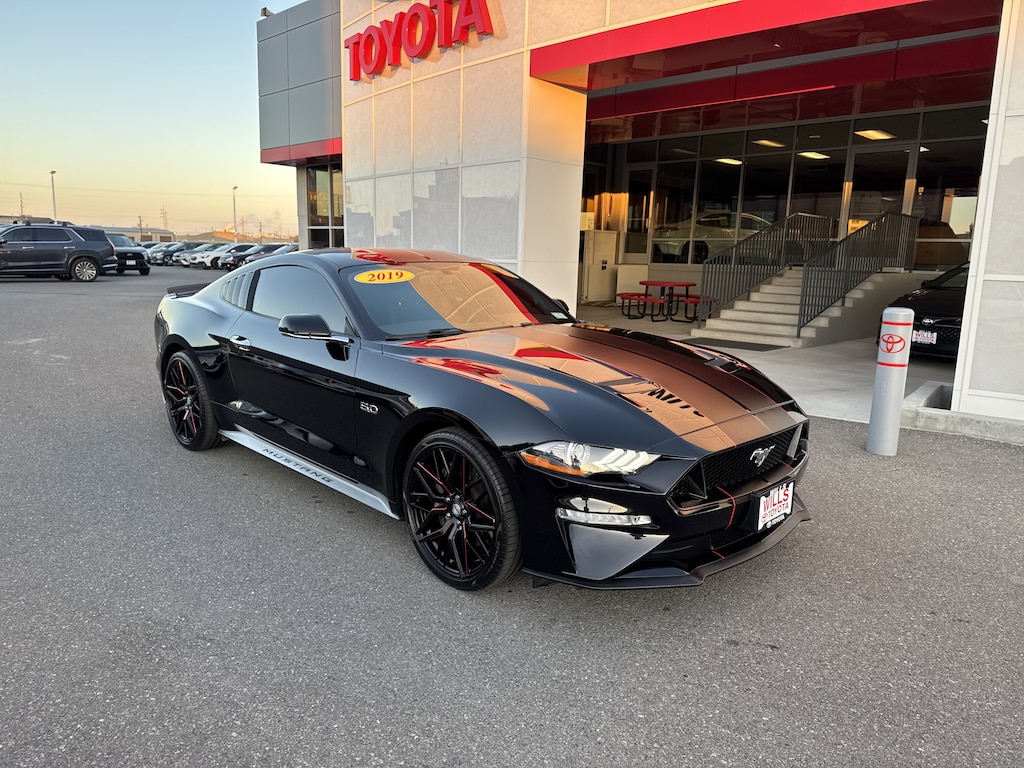 Used 2019 Ford Mustang  Coupe