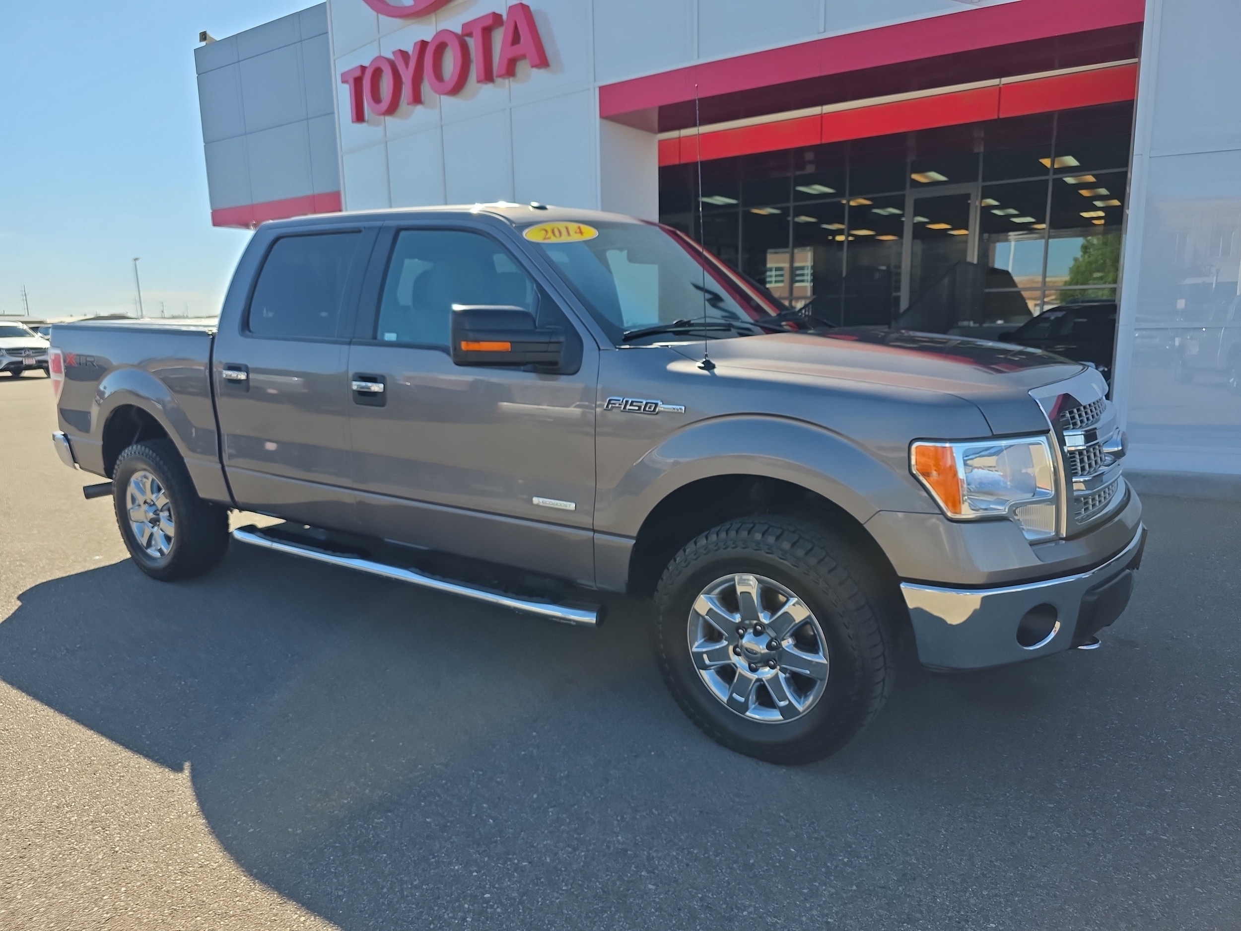 2014 Ford F-150 XLT 4x4 SuperCrew 145-in's photo