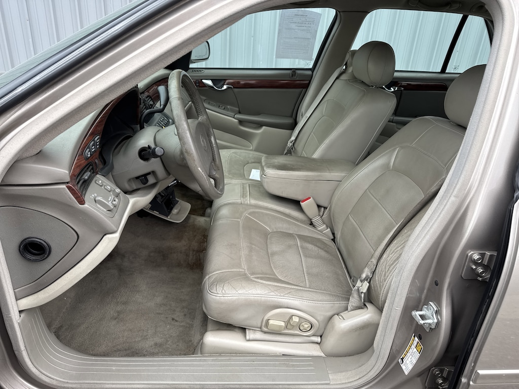 Used 2004 CADILLAC DEVILLE Sedan
