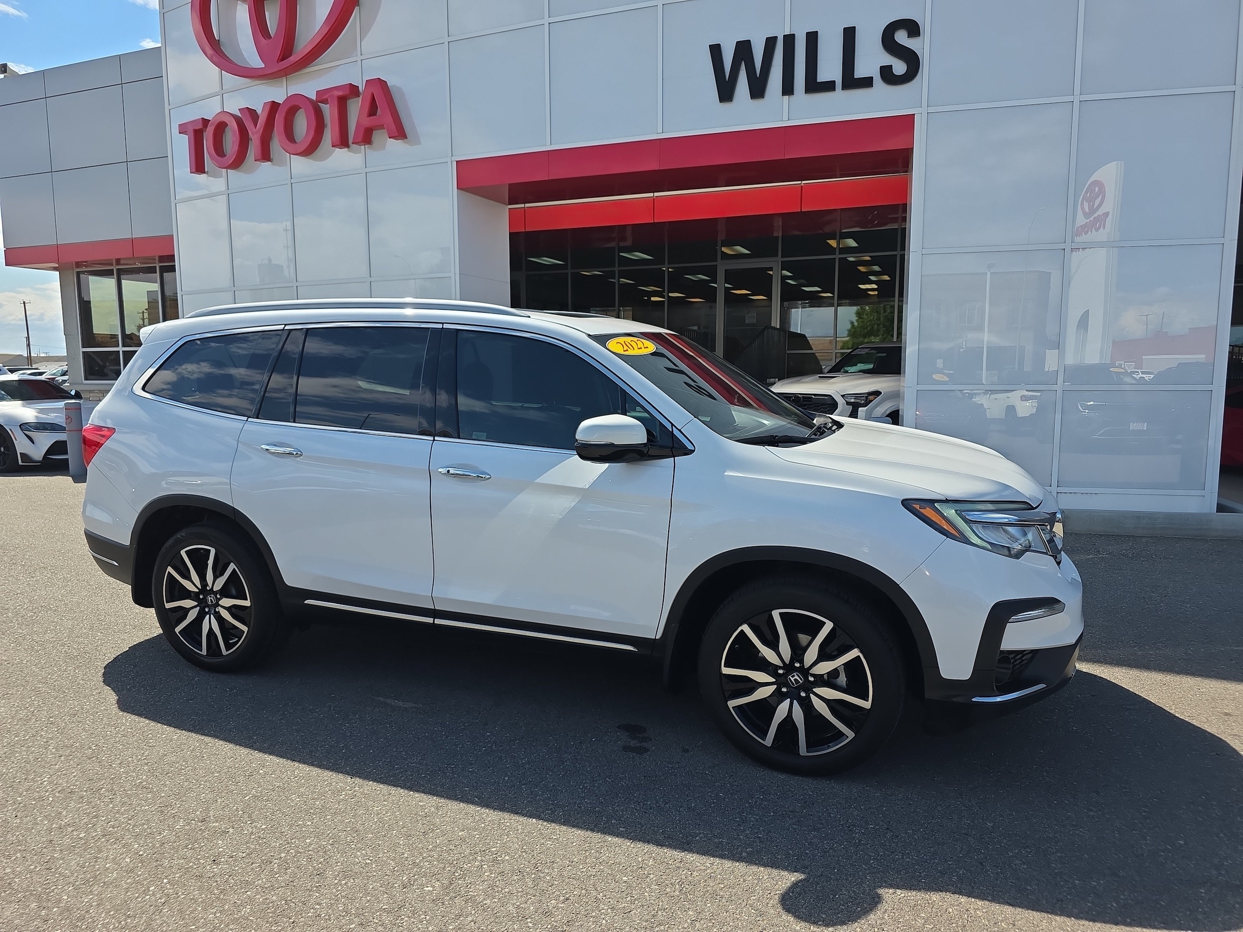 2022 Honda Pilot Touring-7 AWD's photo