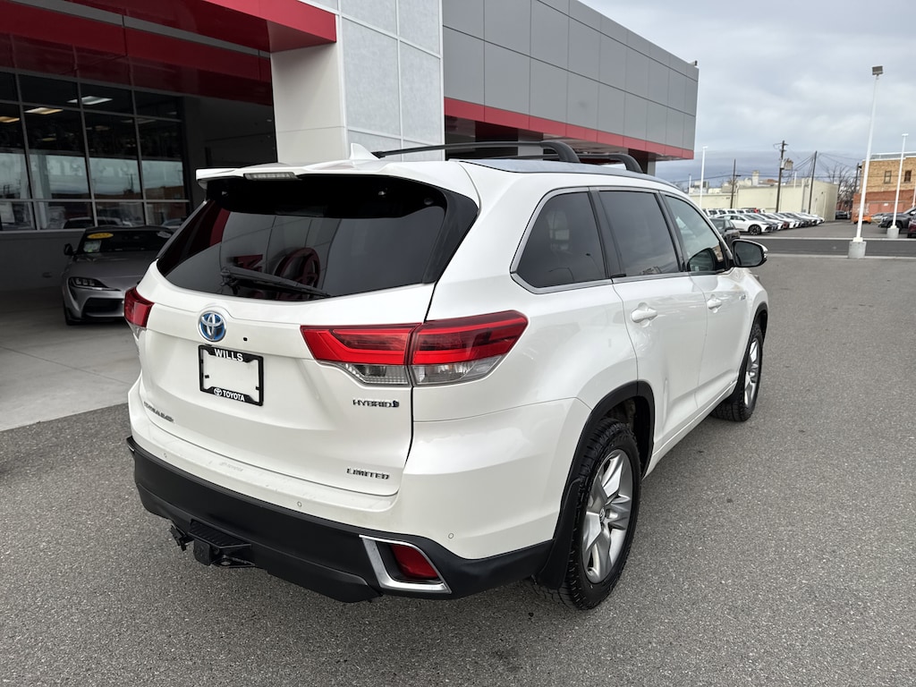 Used 2017 Toyota Highlander Hybrid Limited V6 SUV