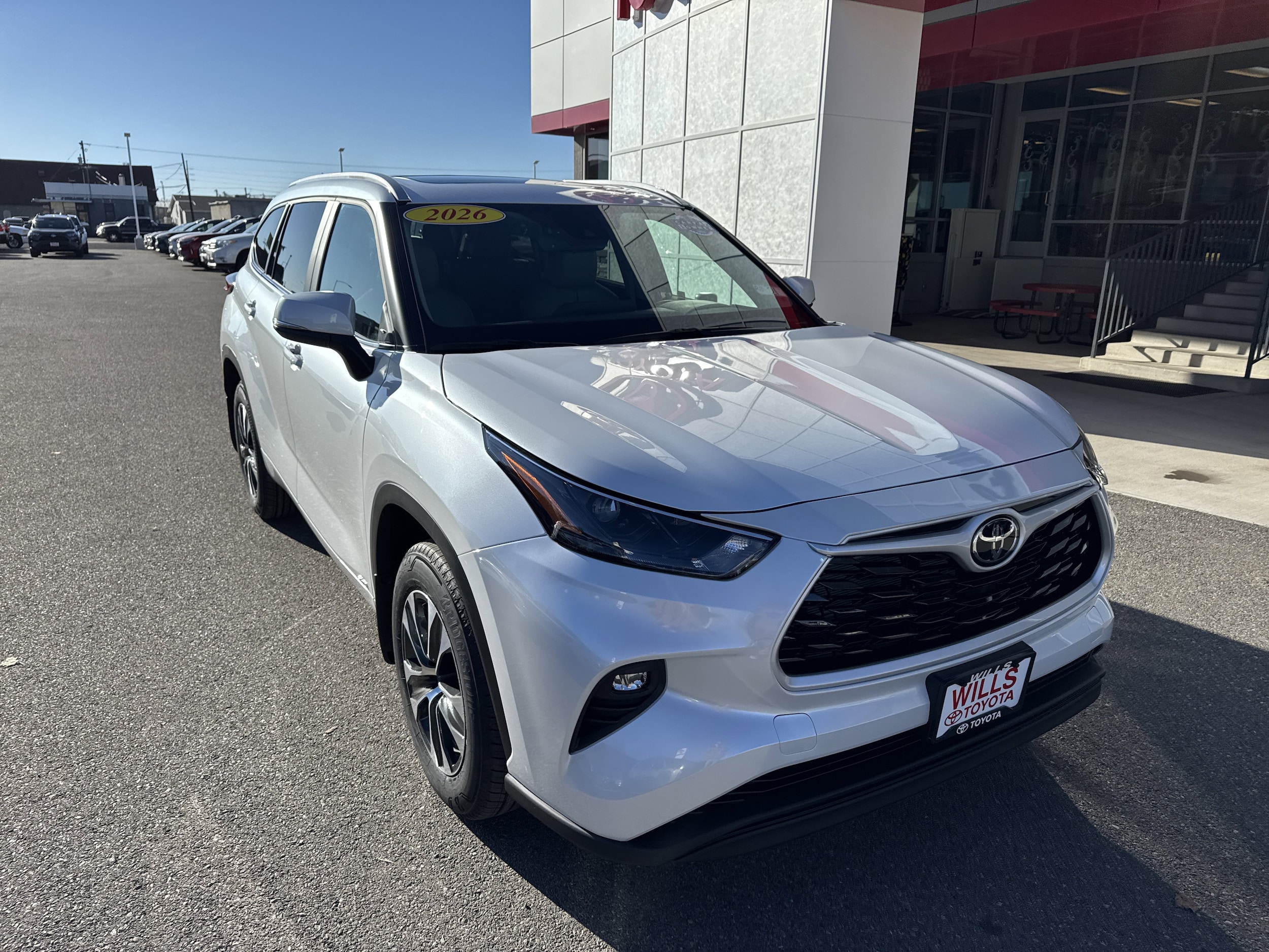 2026 Toyota Highlander XLE's photo