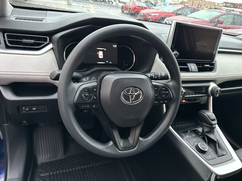 New 2025 Toyota RAV4 Hybrid XLE SUV