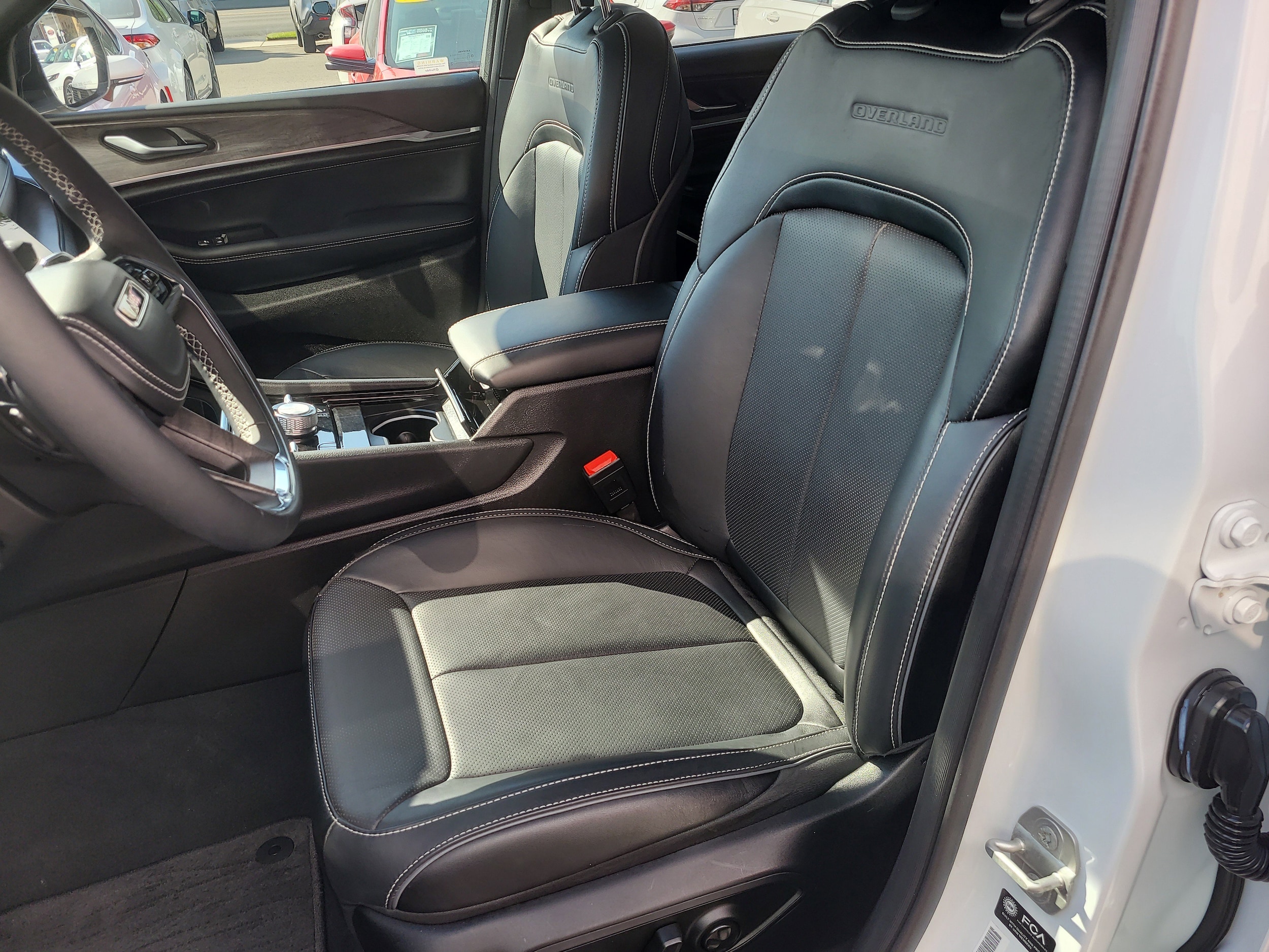 2024 Jeep Grand Cherokee L Overland - Photo 11