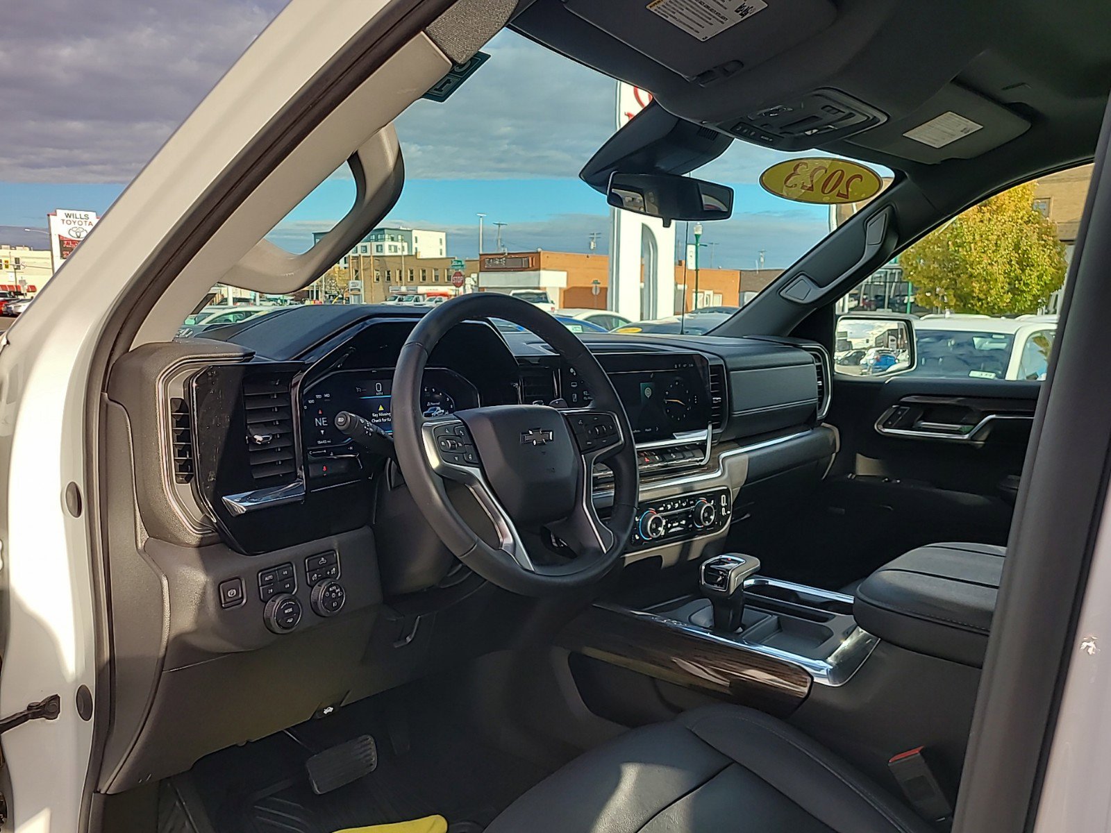 Used 2023 Chevrolet Silverado 1500 LT Trail Boss with VIN 3GCUDFELXPG304857 for sale in Twin Falls, ID