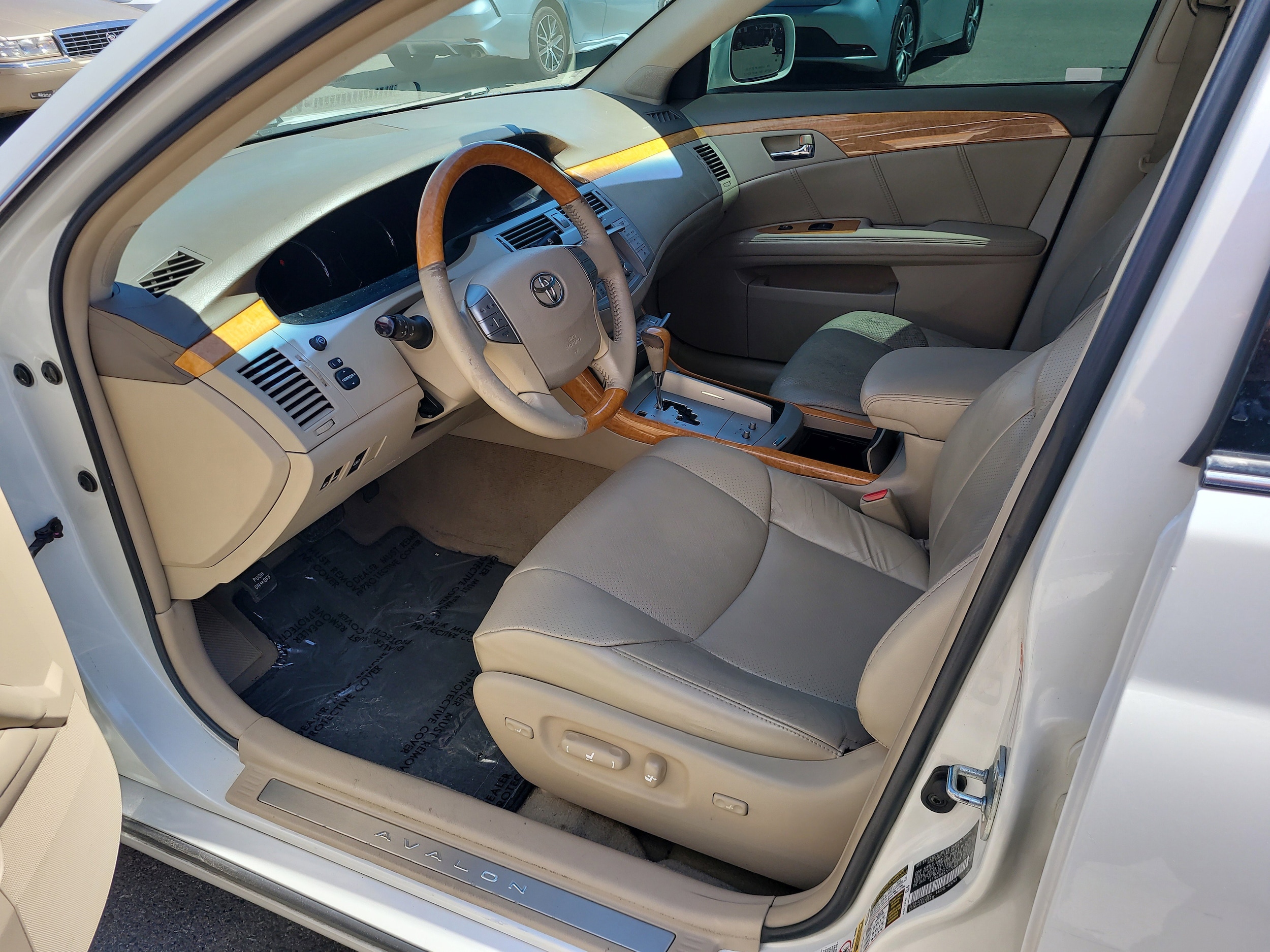 Used 2007 Toyota Avalon Limited with VIN 4T1BK36BX7U172161 for sale in Twin Falls, ID