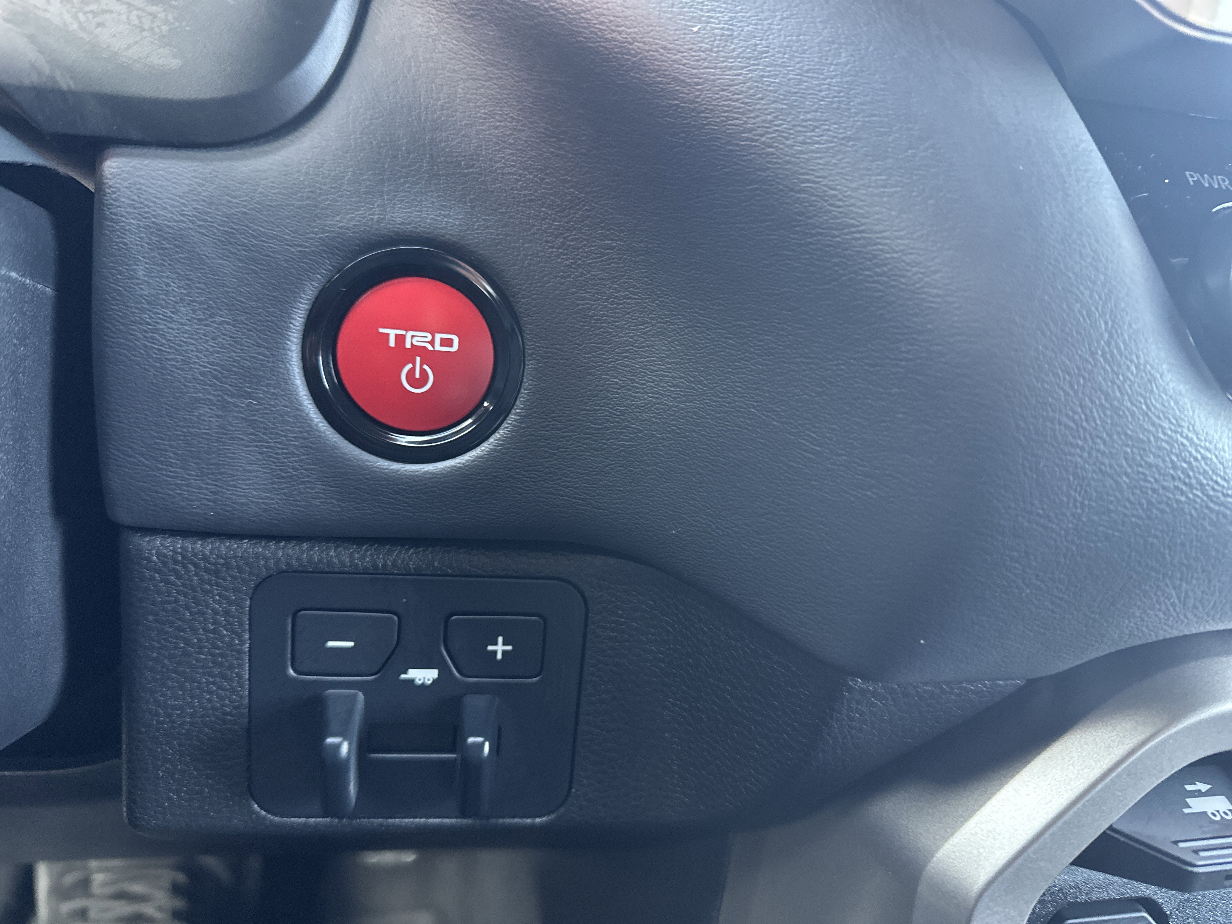 2026 Toyota Tundra Platinum - Photo 23