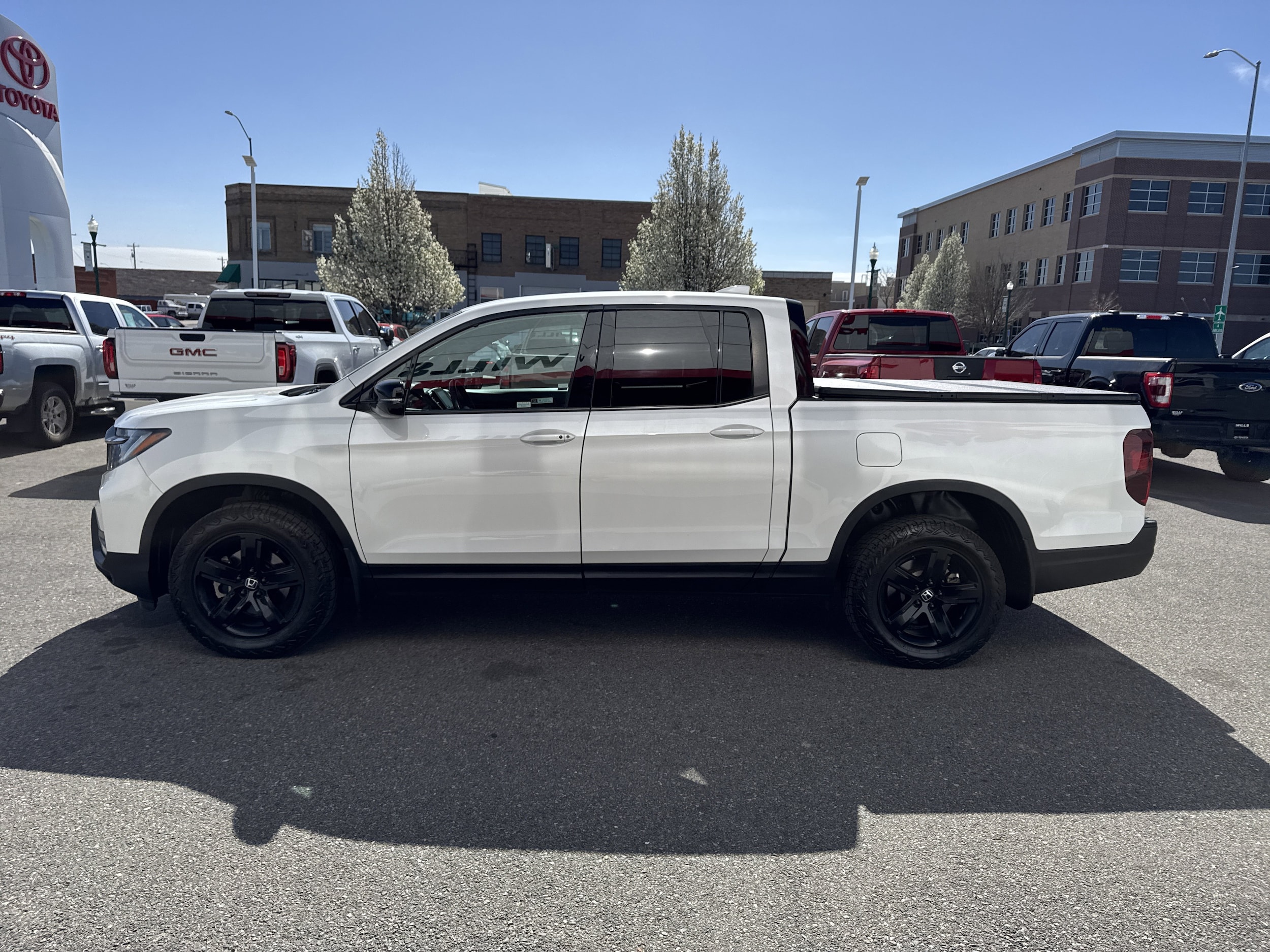 2021 Honda Ridgeline Black Edition - Photo 9