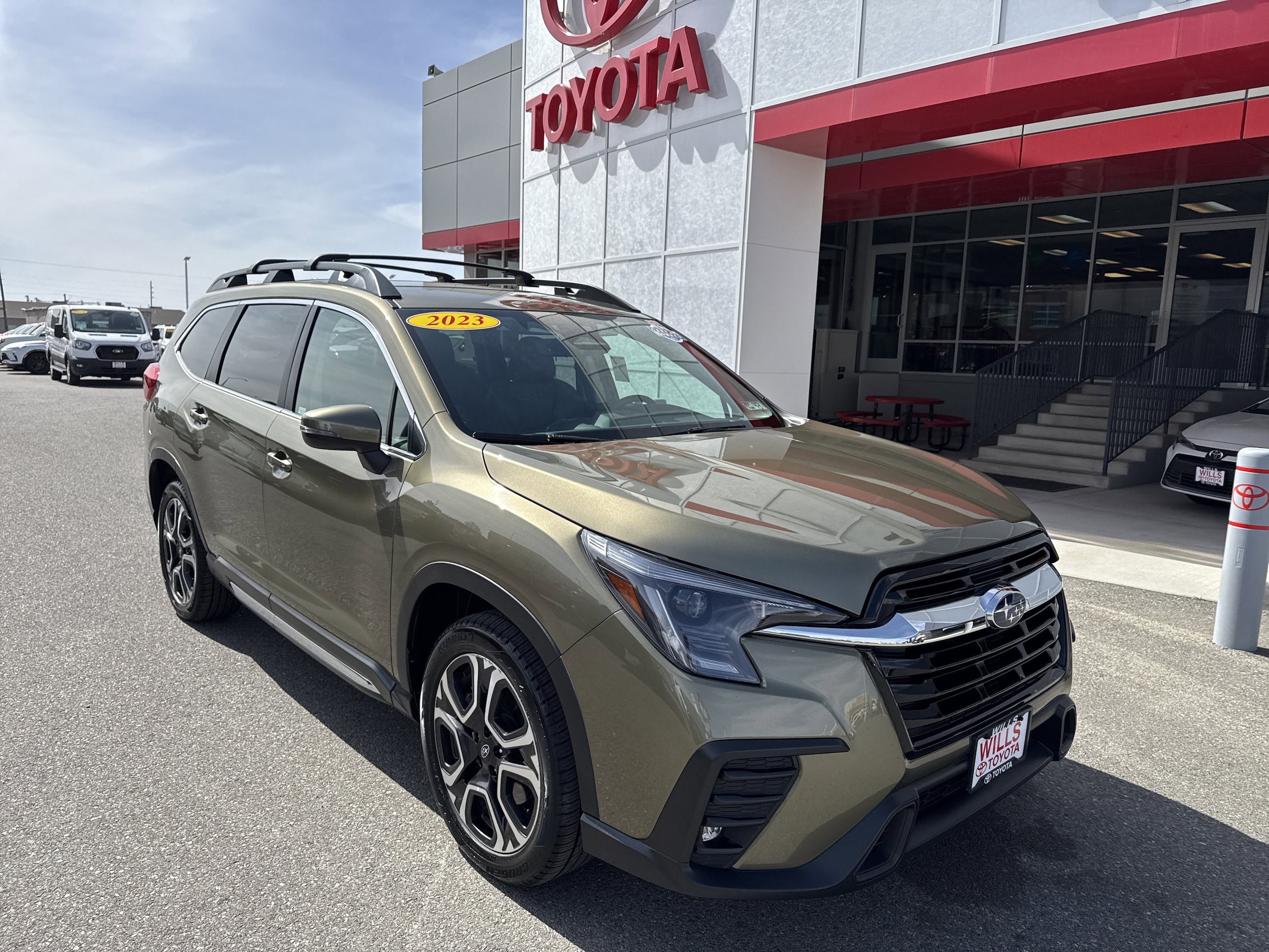 2023 Subaru Ascent Limited 7 Passenger's photo