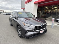 New 2020 Toyota Highlander Hybrid XLE SUV for Sale in Twin Falls, ID
