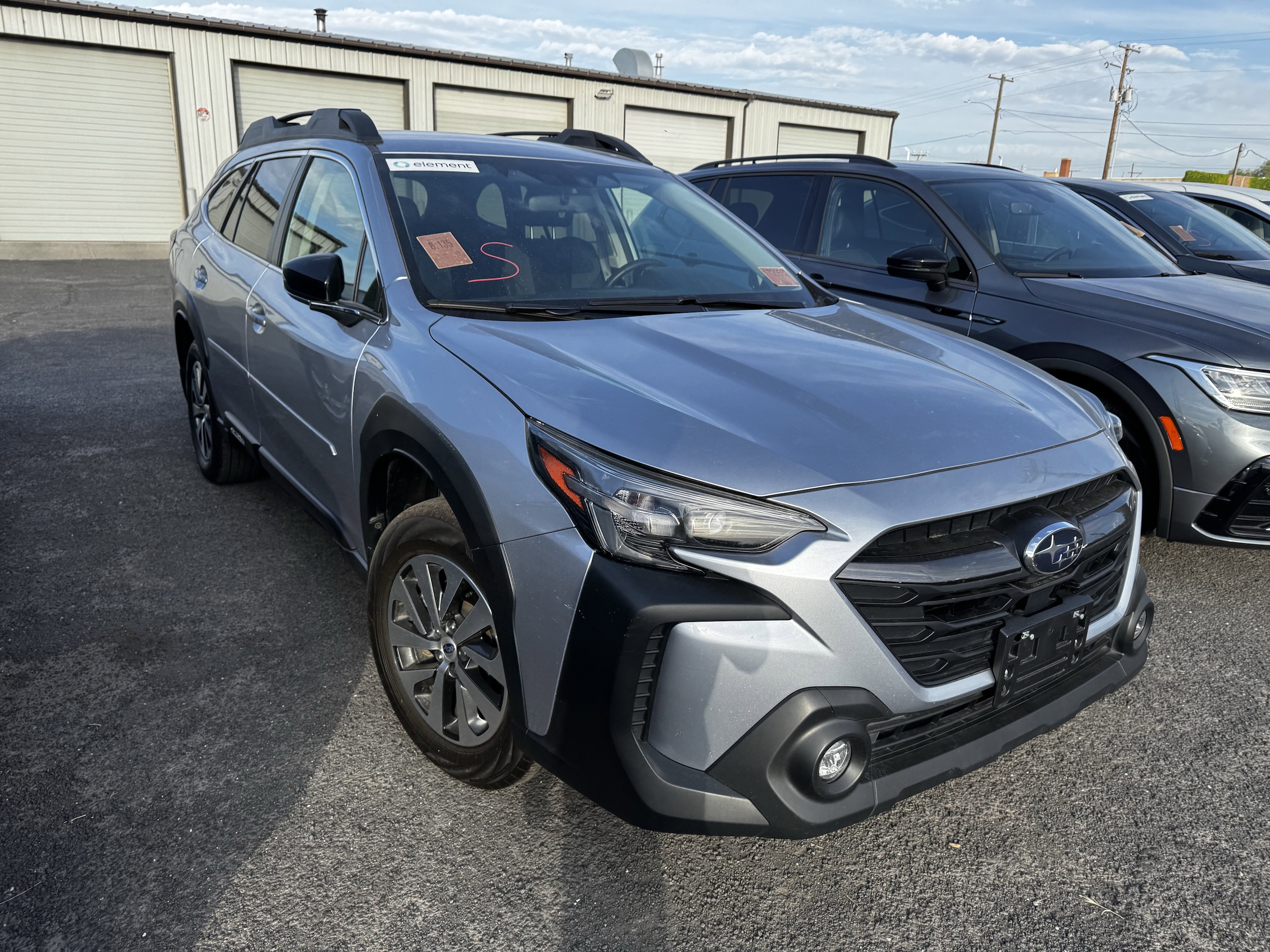 2024 Subaru Outback Premium's photo