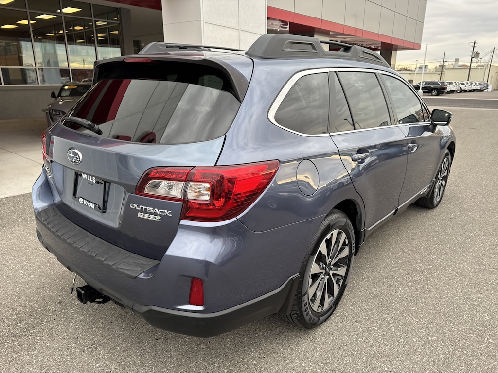 Used 2015 Subaru Outback 2.5i Limited w/Moonroof/KeylessAccess/Nav/EyeSight SUV
