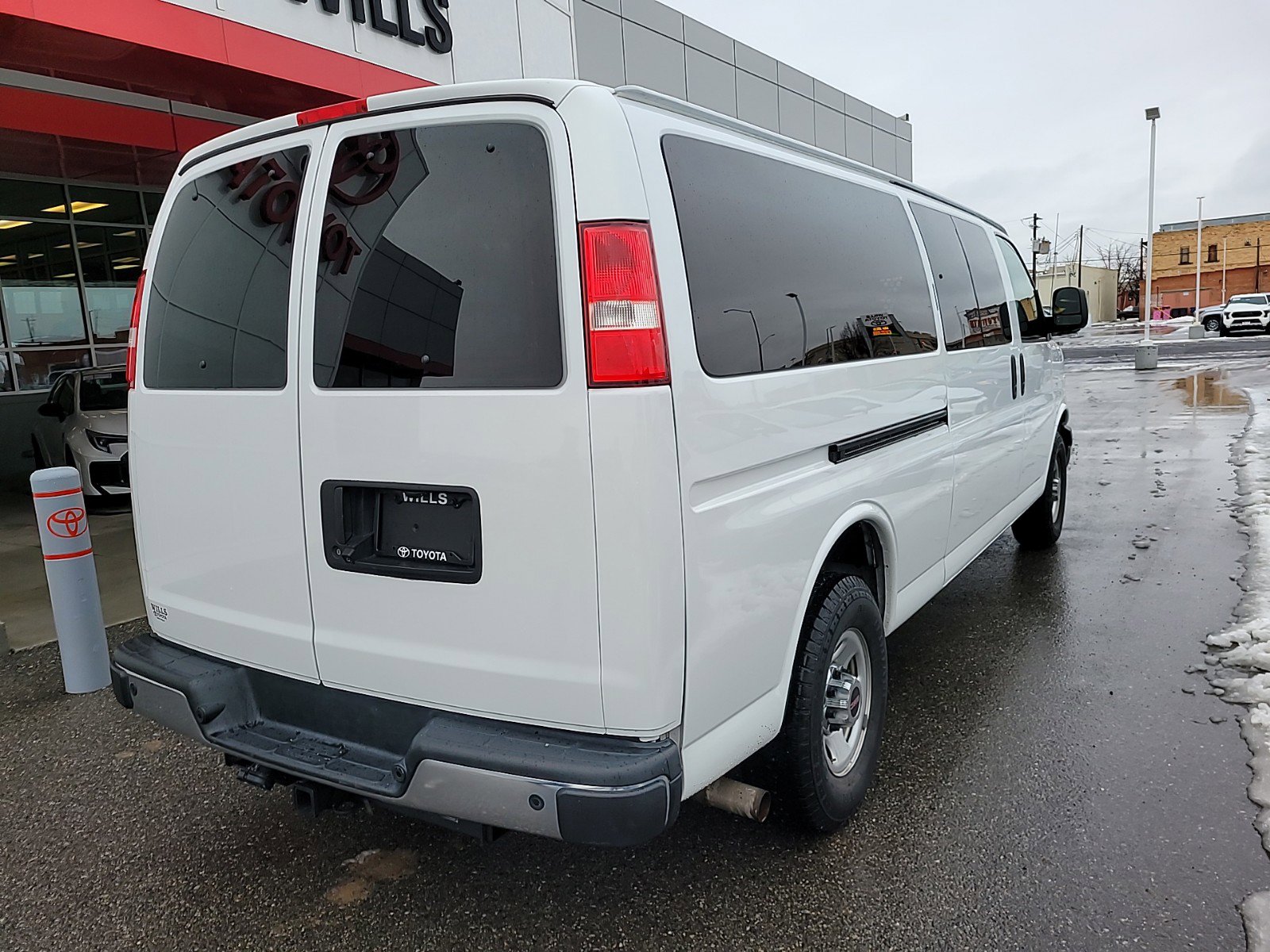 2019 Gmc Savana 2500 Cargo photo 3