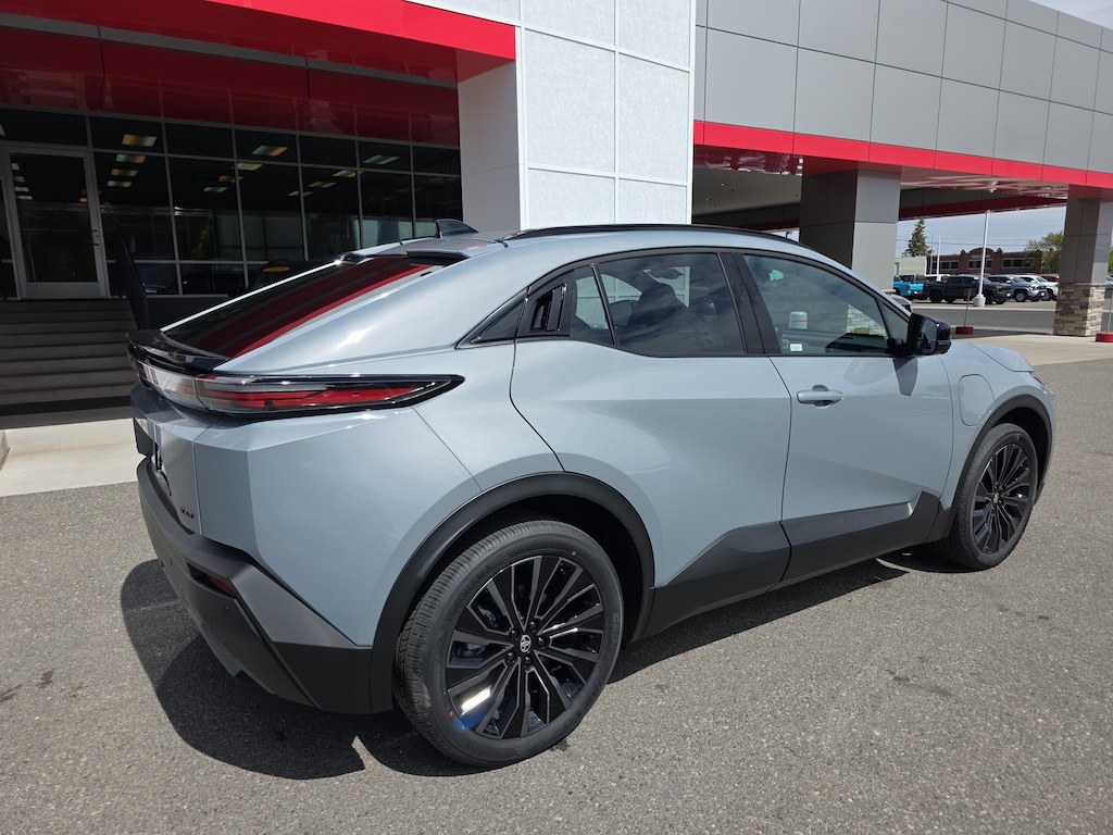 Used 2026 Toyota C-HR XSE Sport Utility
