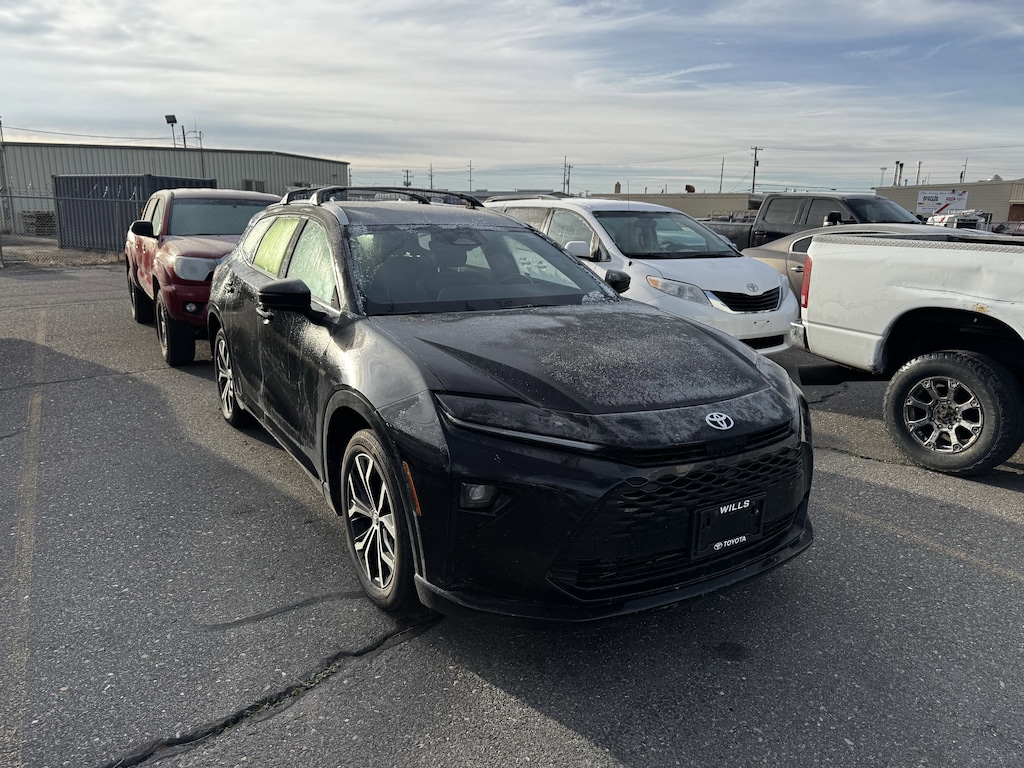 Used 2025 Toyota Crown Signia SUV