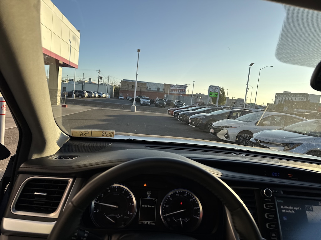 Used 2016 Toyota Highlander Limited V6 SUV