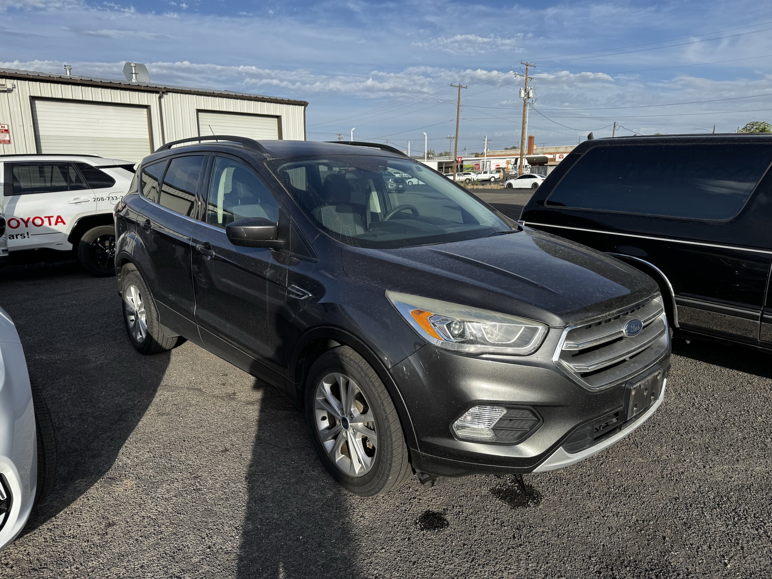 2017 Ford Escape SE's photo