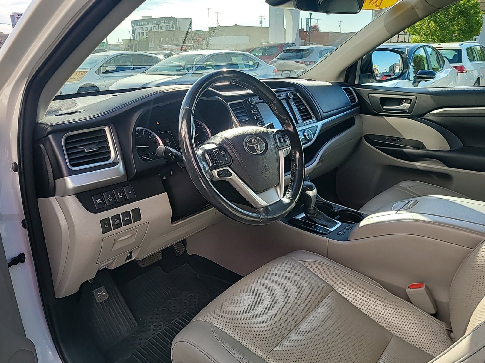 Used 2018 Toyota Highlander Limited with VIN 5TDDZRFH2JS826579 for sale in Twin Falls, ID