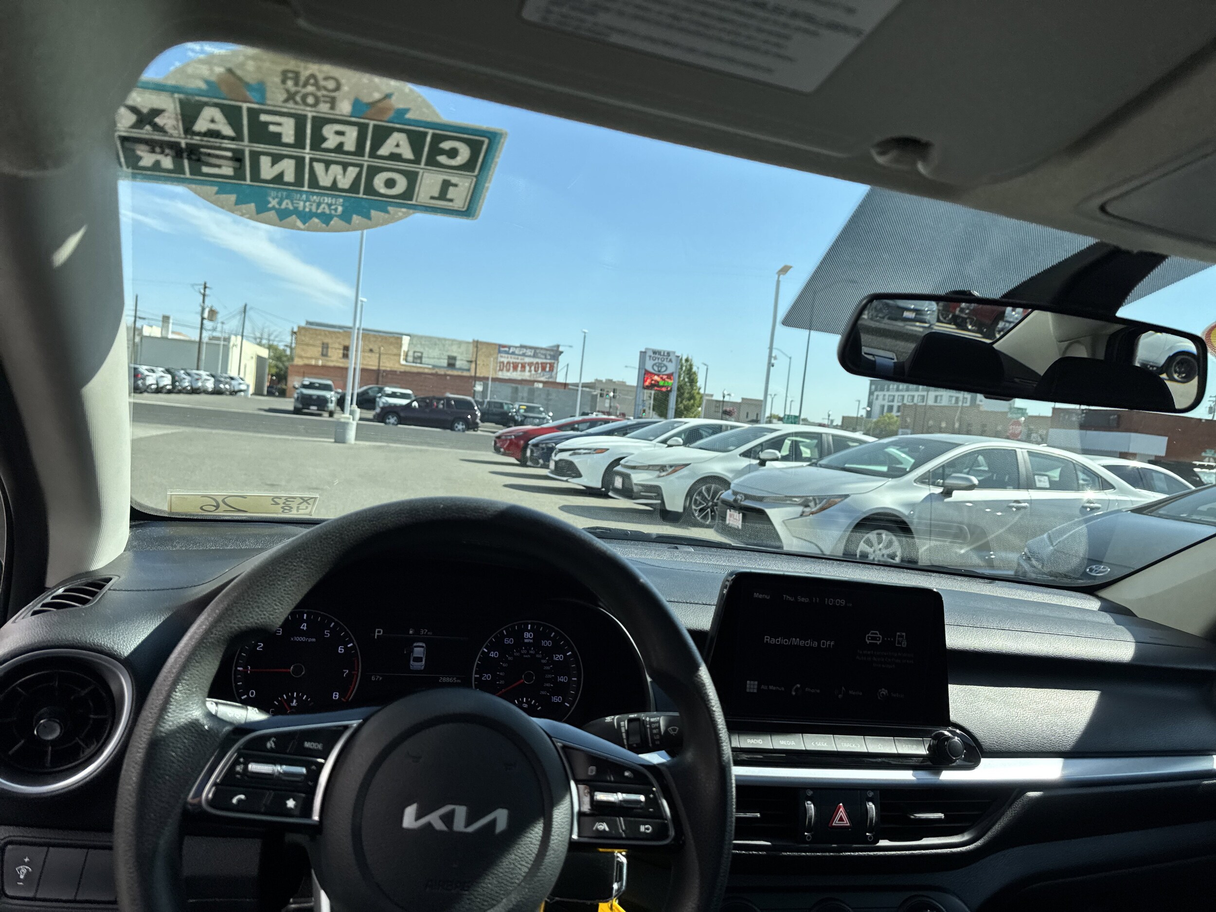 2022 Kia Forte LXS photo 3