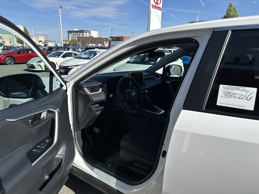 New 2025 Toyota RAV4 LE SUV