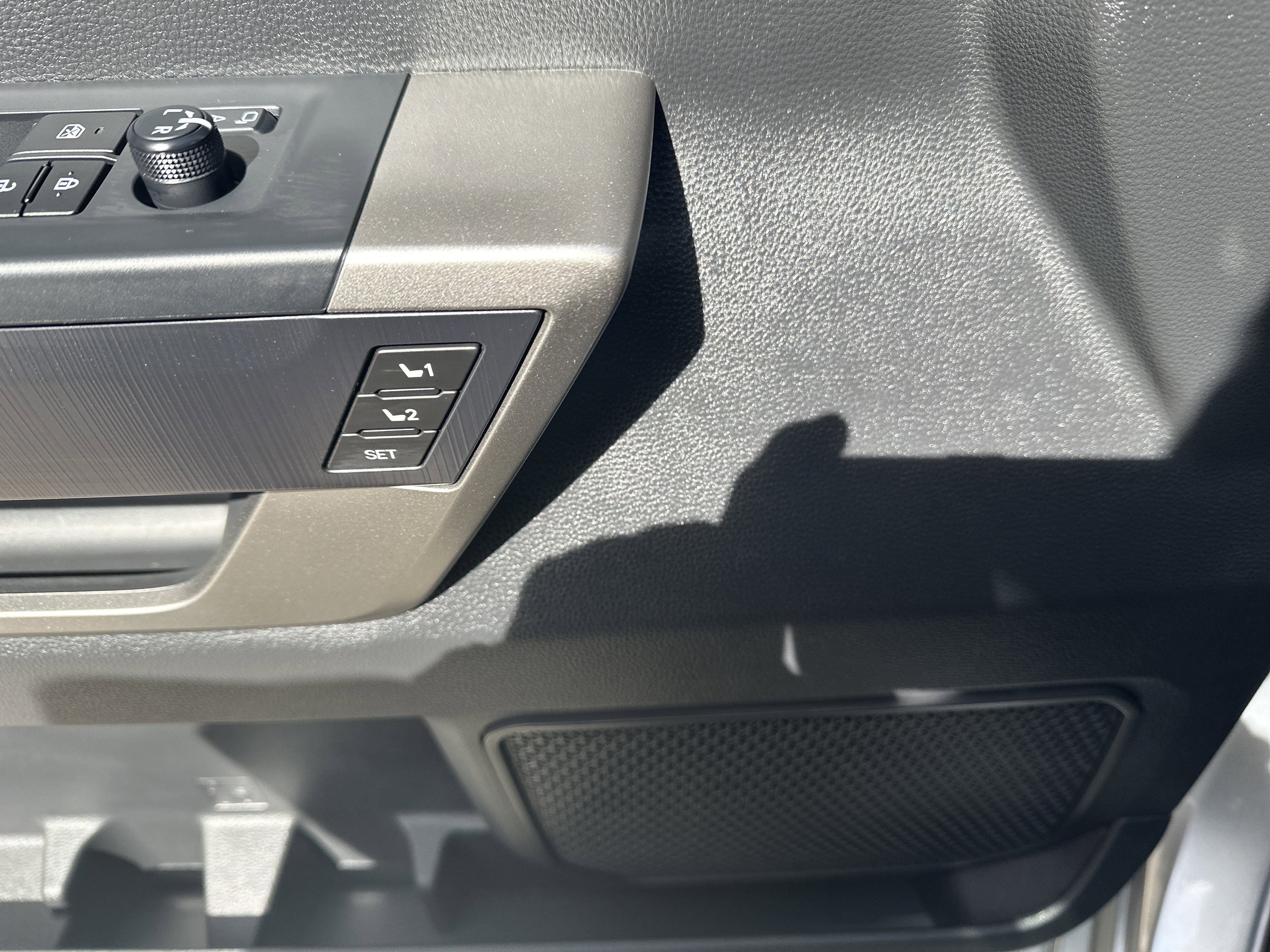 2026 Toyota Tundra Platinum - Photo 15