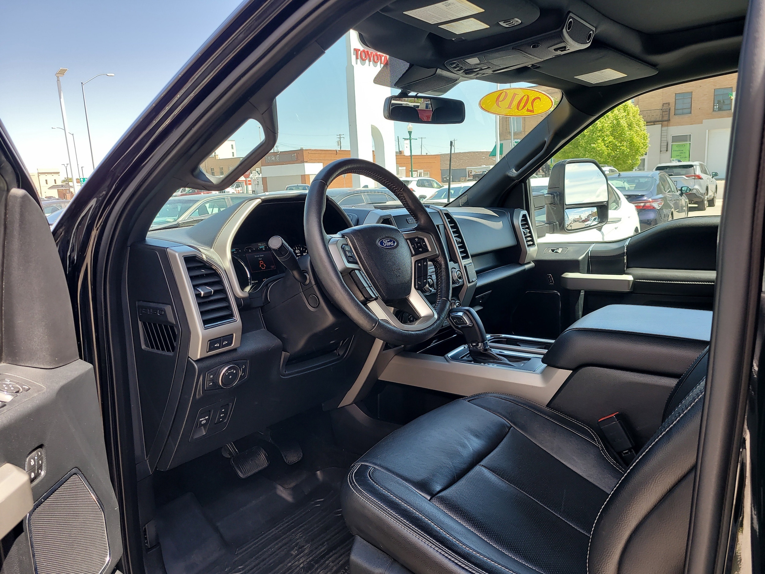 Used 2019 Ford F-150 Lariat with VIN 1FTFW1E4XKFD53601 for sale in Twin Falls, ID
