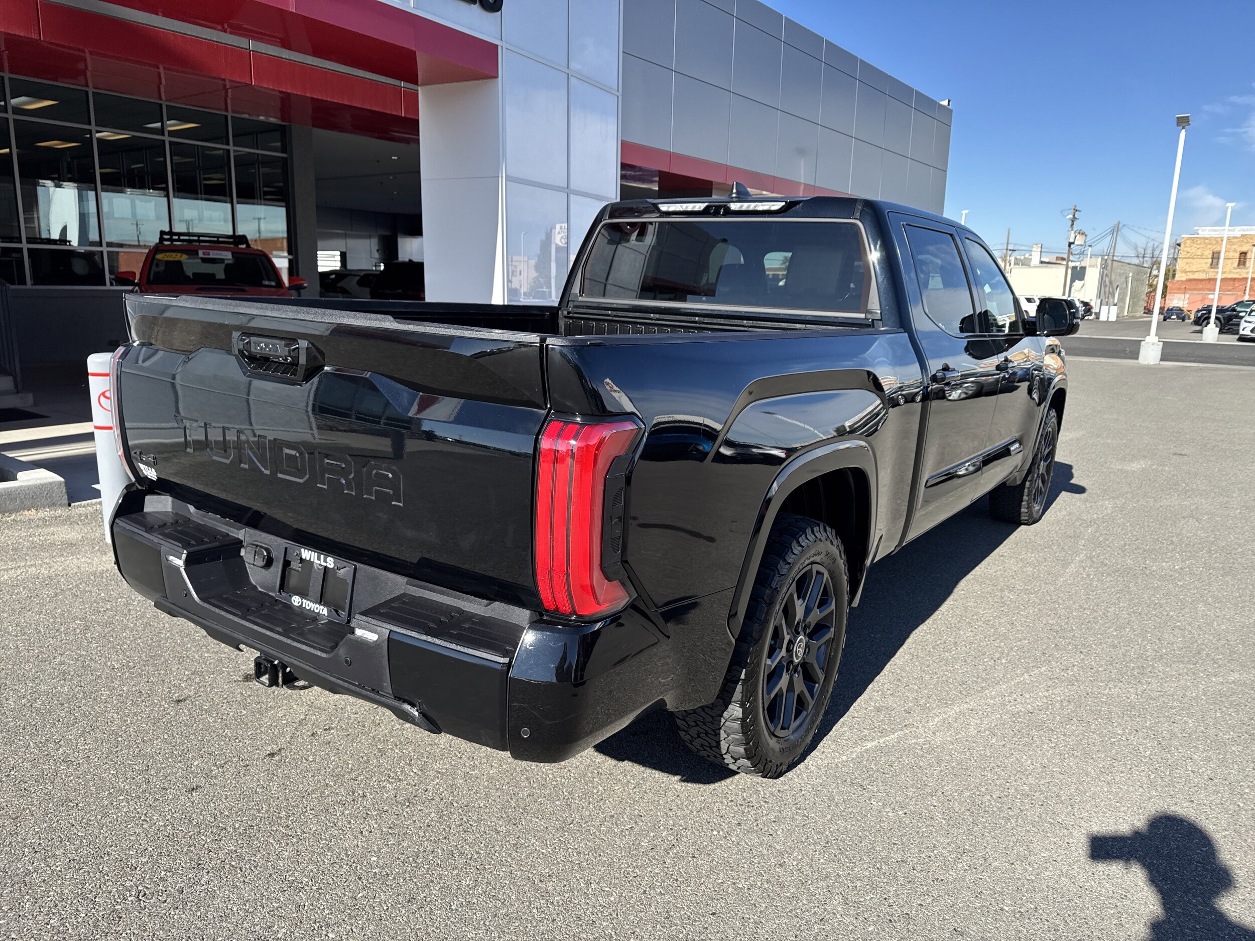 2024 Toyota Tundra Platinum photo 4