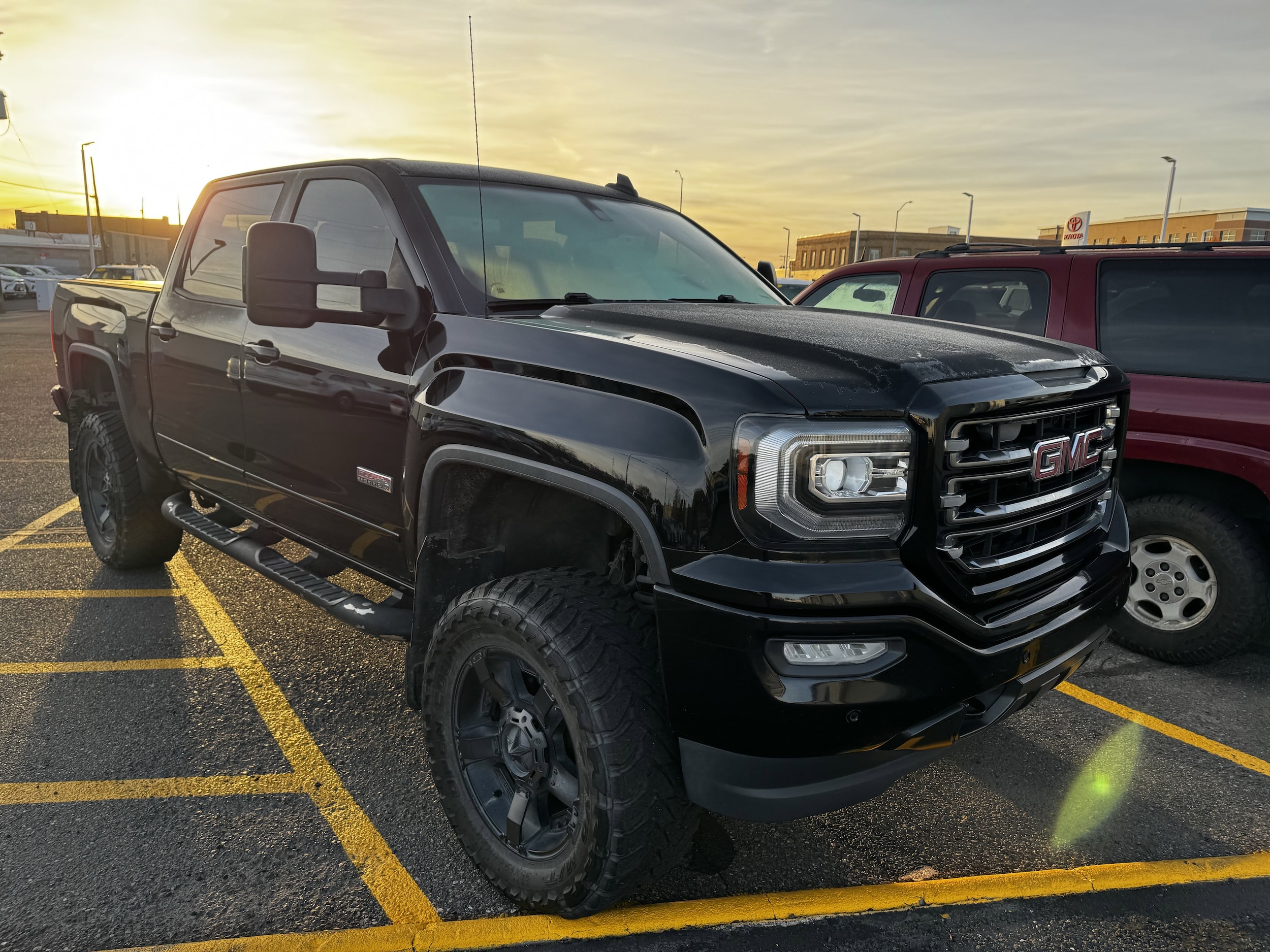 2017 GMC Sierra 1500 SLT's photo