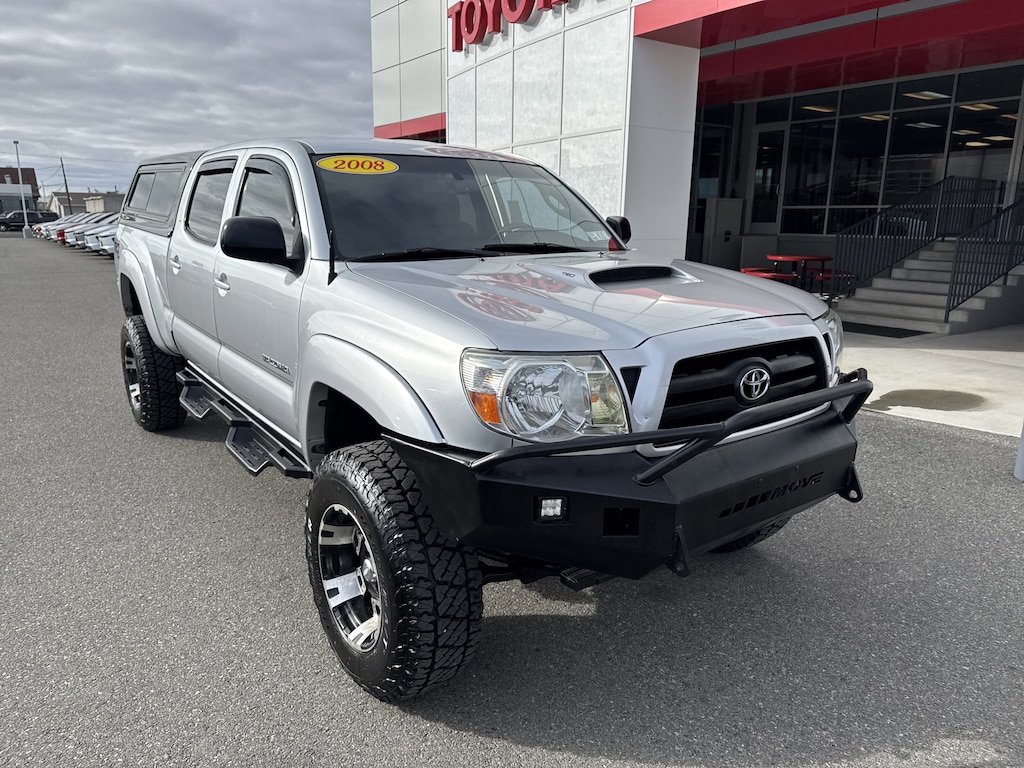Used 2008 Toyota Tacoma V6 4x4 w/Camper Shell Truck Double-Cab