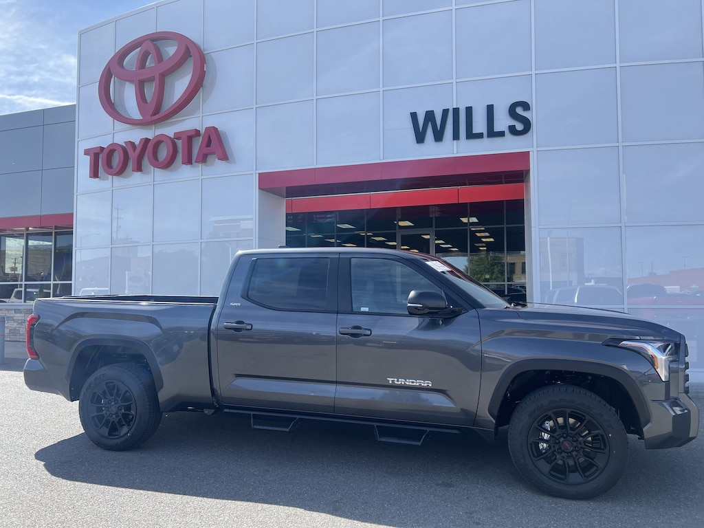 New 2026 Toyota Tundra SR5 w/Convenience Pkg Truck CrewMax