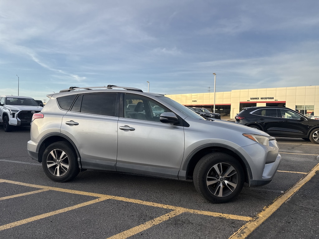 Used 2016 Toyota RAV4 XLE SUV