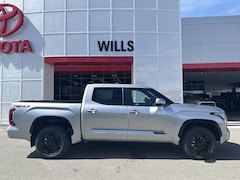 2026 Toyota Tundra i-FORCE MAX Platinum i-FORCE MAX Truck CrewMax