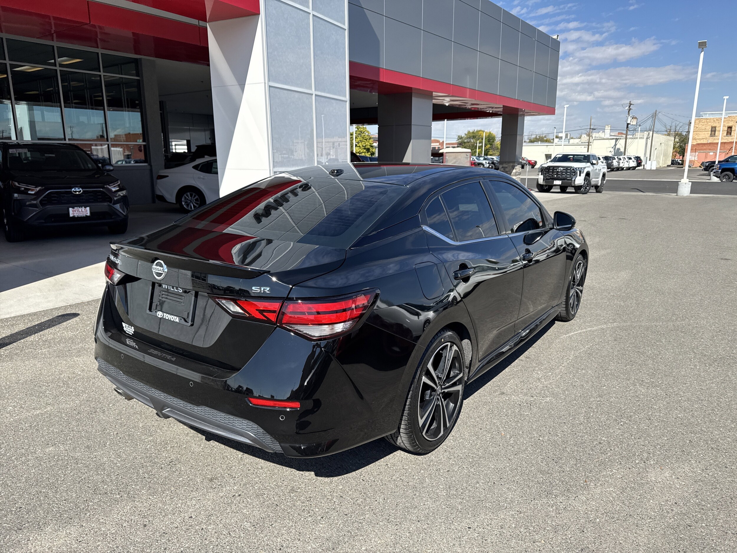 2020 Nissan Sentra SR photo 4
