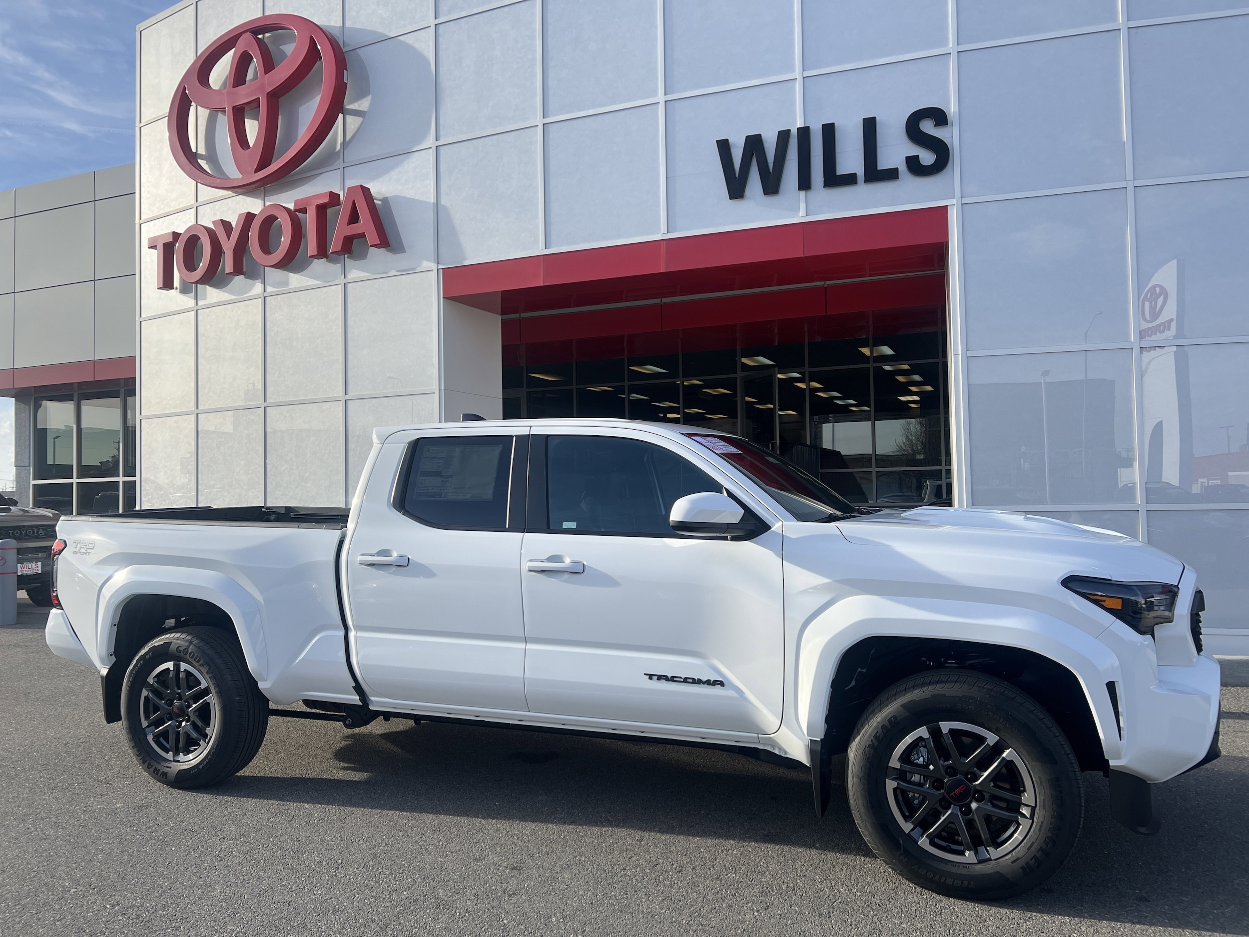 2026 Toyota Tacoma TRD Sport's photo