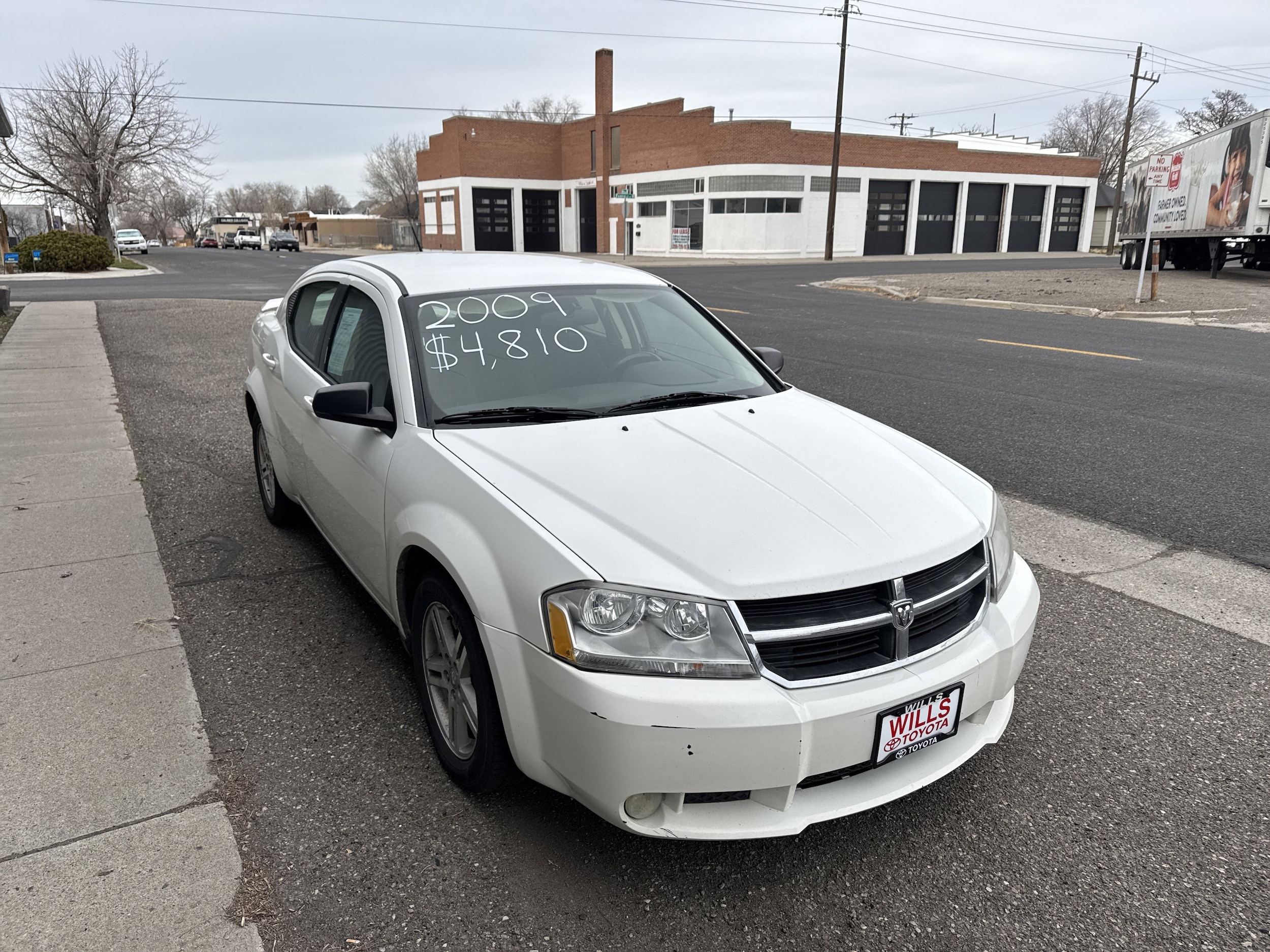 2009 Dodge Avenger SXT's photo