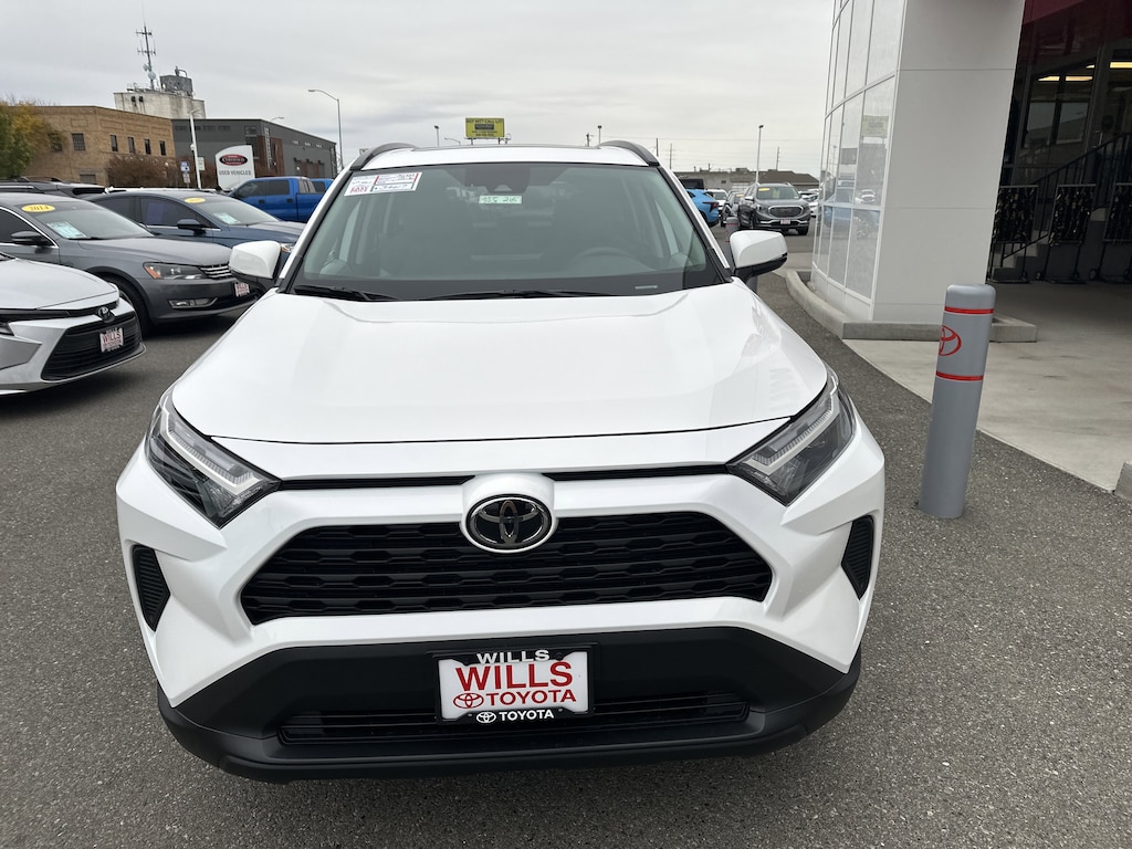New 2025 Toyota RAV4 XLE w/Convenience Pkg SUV