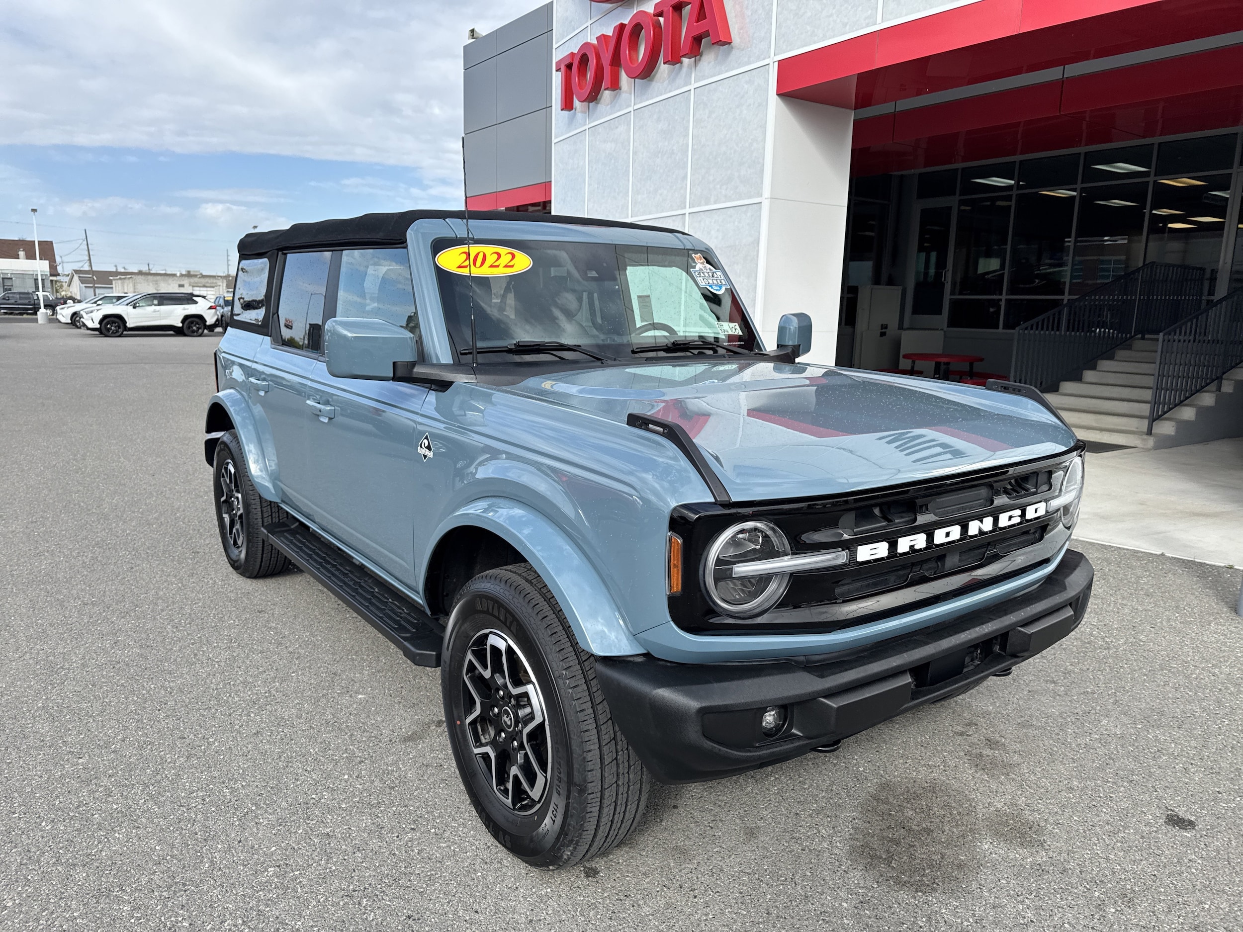 2022 Ford Bronco Outer Banks 4x4's photo