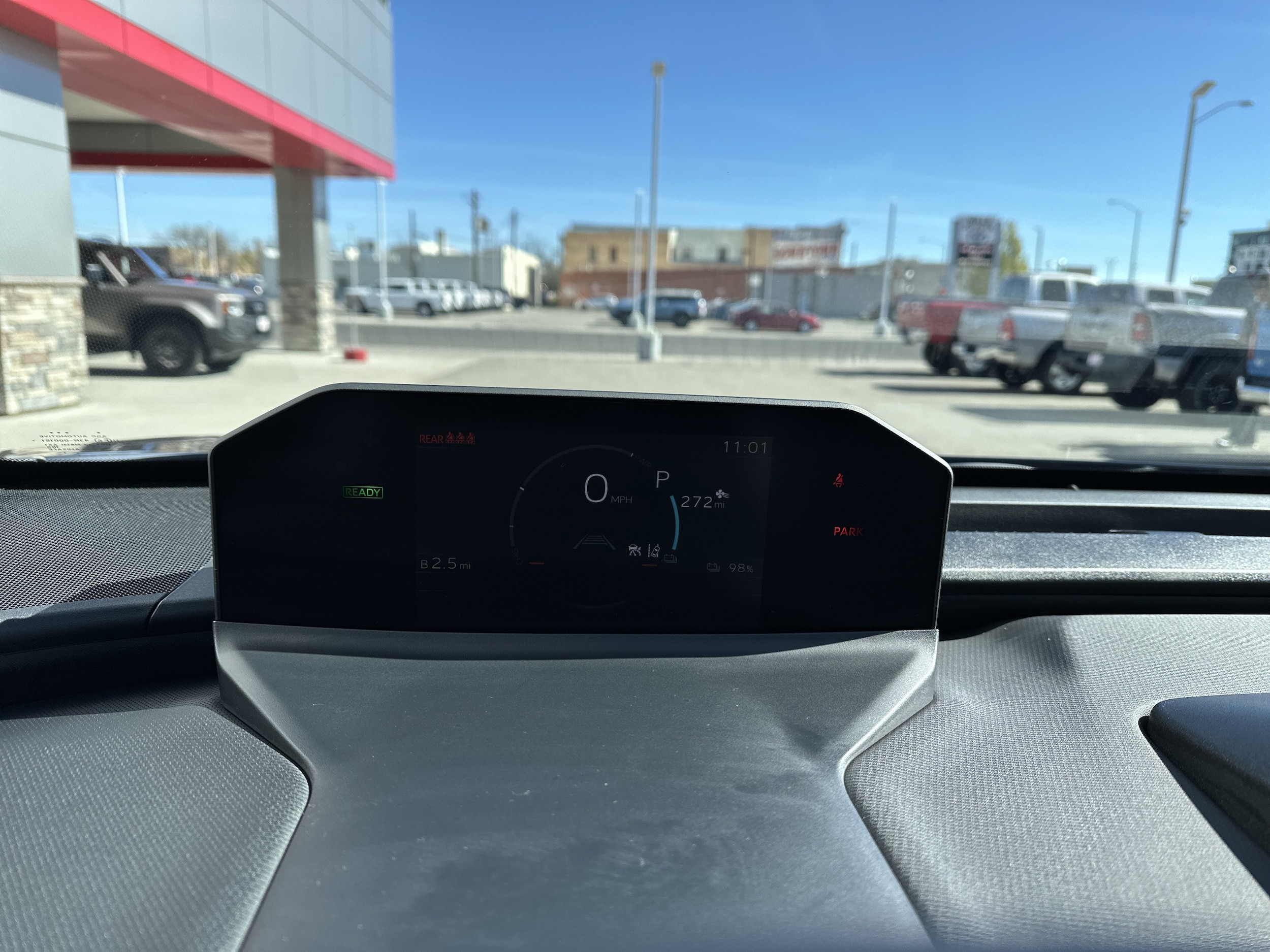 2026 Toyota bZ XLE - Photo 18