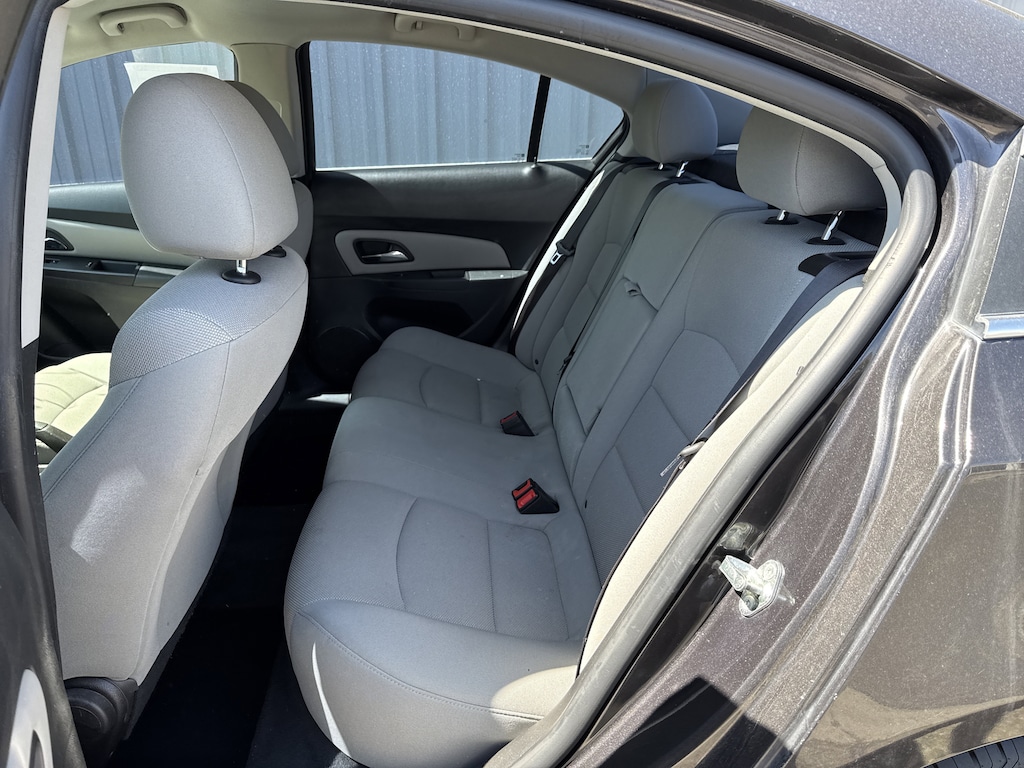 Used 2015 Chevrolet Cruze 1LT Auto Sedan