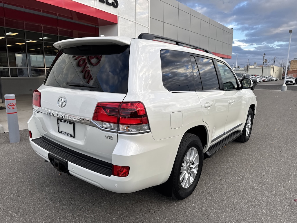 Used 2017 Toyota Land Cruiser V8 SUV