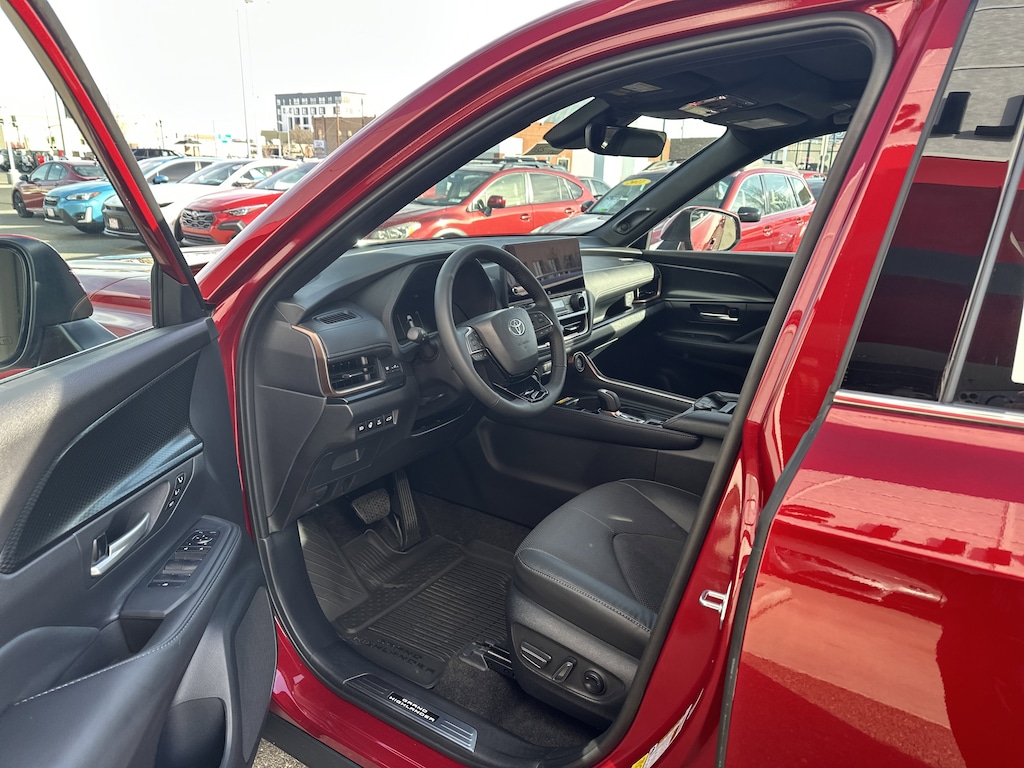 New 2026 Toyota Grand Highlander Hybrid MAX Limited w/Panoramic Moonroof SUV