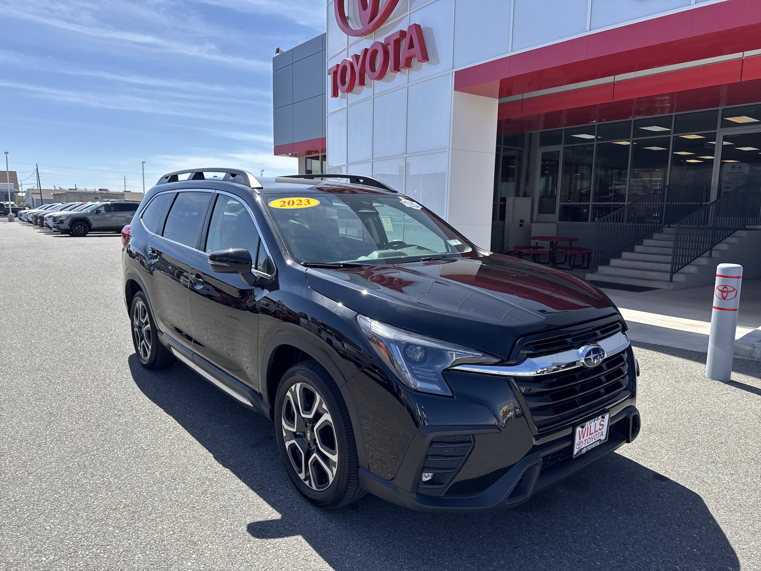 2023 Subaru Ascent Limited 7 Passenger's photo