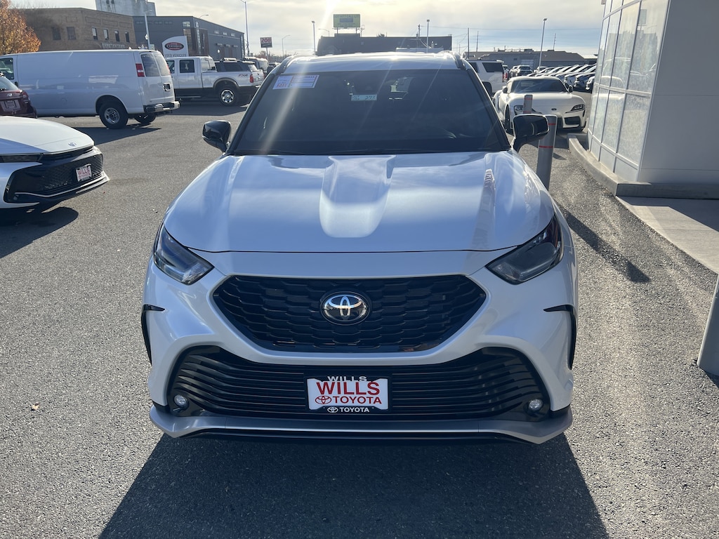 New 2026 Toyota Highlander XSE SUV