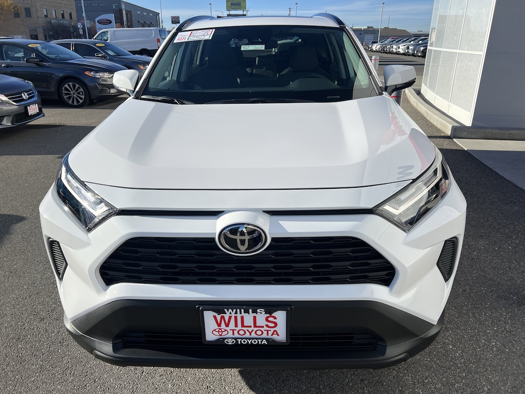 New 2025 Toyota RAV4 XLE w/Convenience Pkg SUV