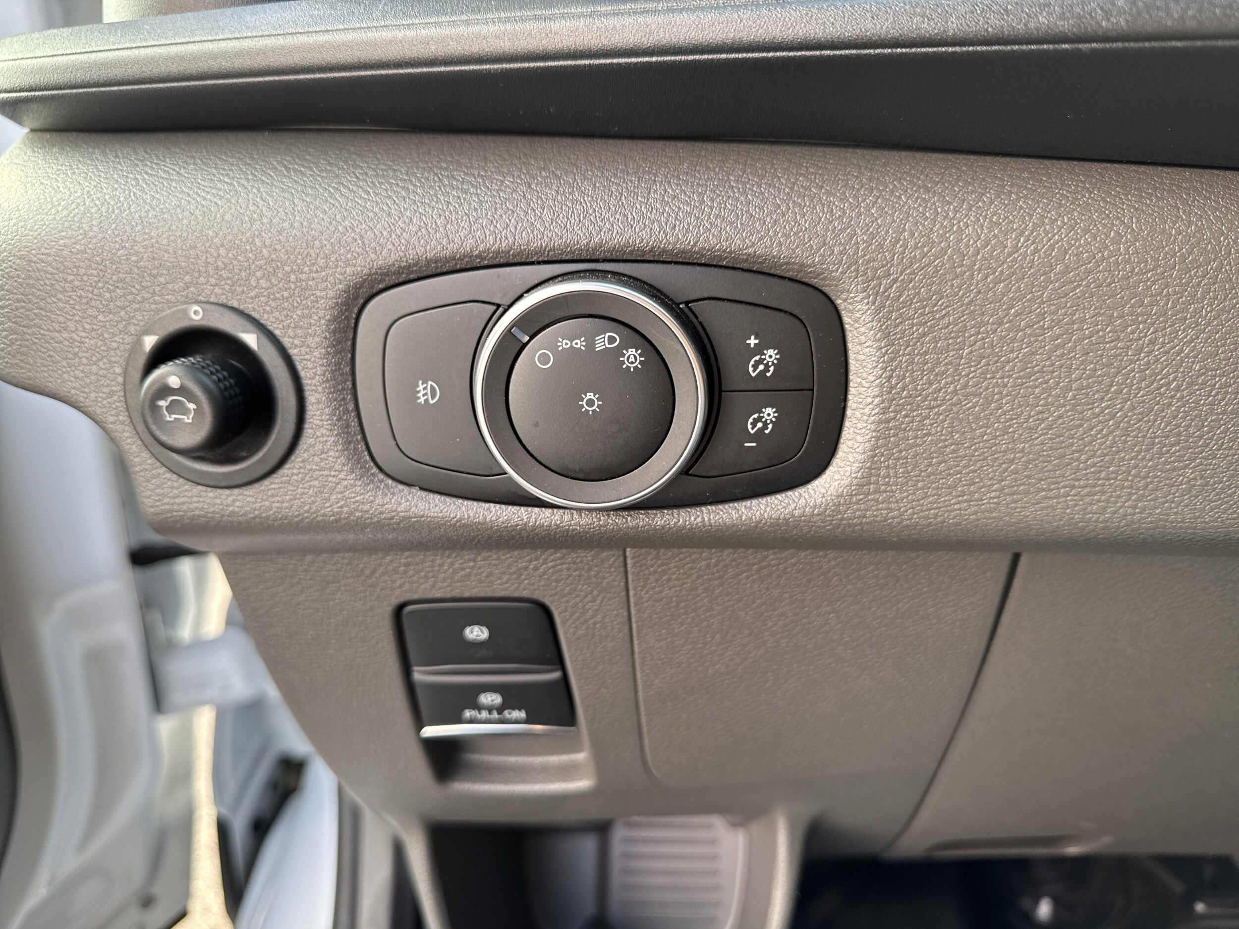 2024 Ford Transit Van Base - Photo 17